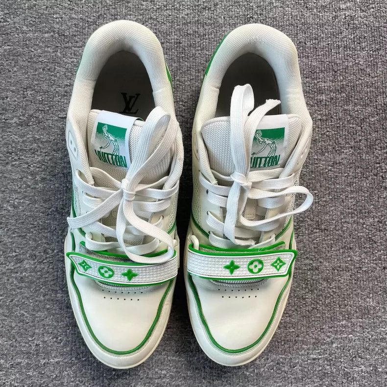 Louis Vuitton Louis Vuitton Green Velcro shoes Size US 10 / EU 43 - 2 Thumbnail