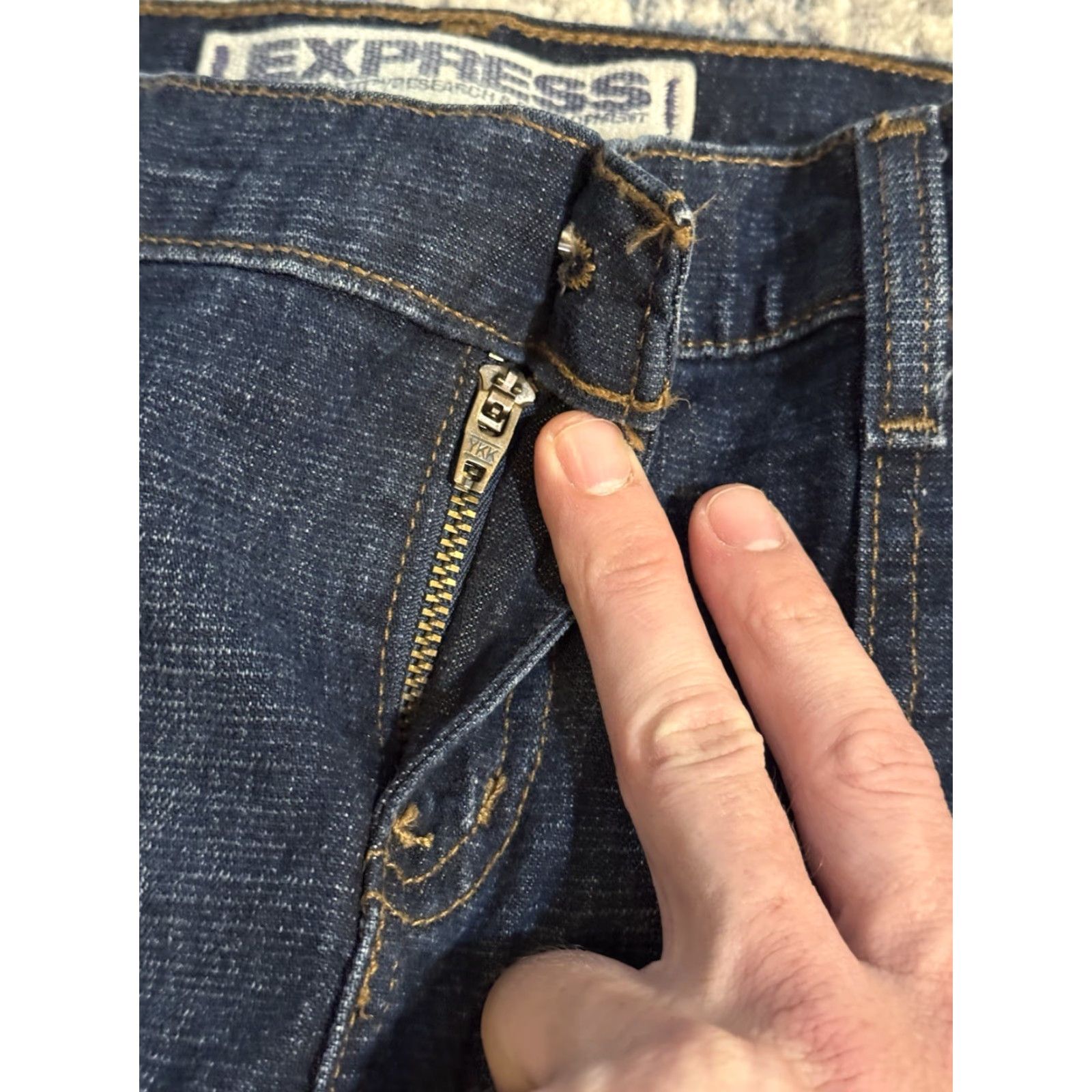 Express VINTAGE Y2K Express Jeans Sz 4 Low Rise Raver Buckle Straps Chain Precision Fit Size 27" / US 4 / IT 40 - 6 Thumbnail