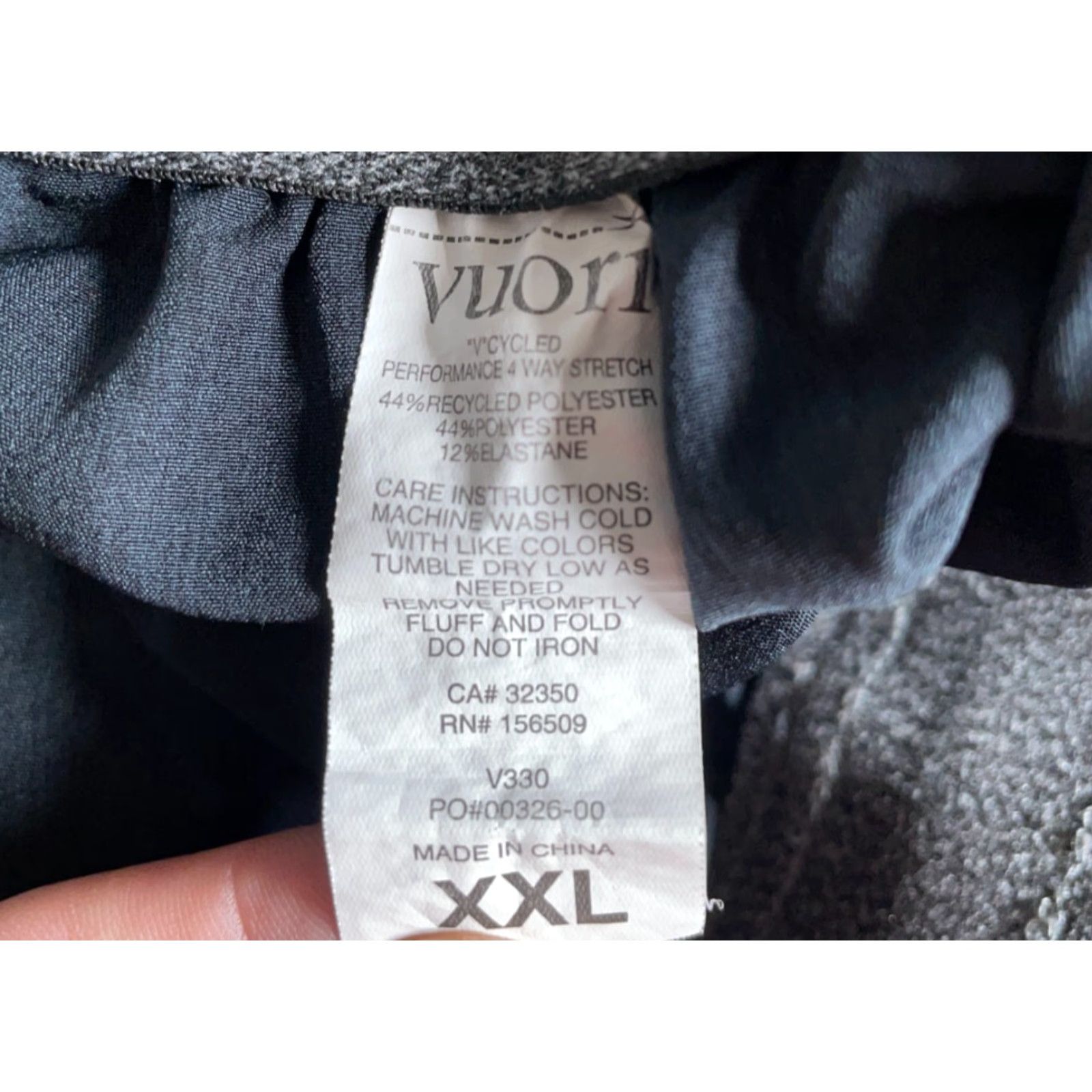 Vuori Vuori Banks Shorts Men's 2XL Black Drawstring Inseam 7" V330 Athletic Casual Activewear Elastic Waist Pockets Cotton Polyester Cotton Blend Short Size US 34 / EU 50 - 3 Thumbnail