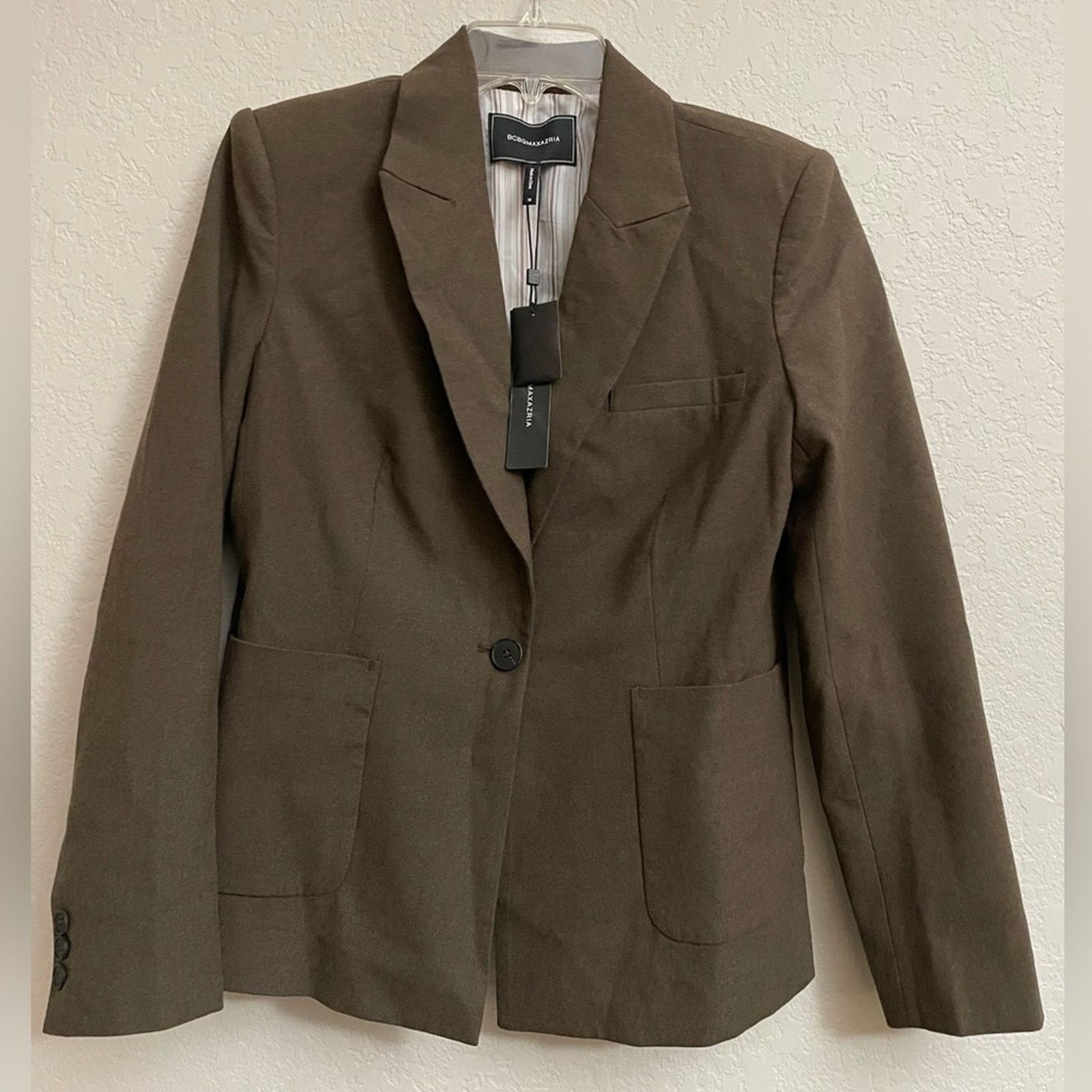 Bcbgmaxazria BCBG MaxAzria Front Pocket Olive Green Blazer Sz M Size M / US 6-8 / IT 42-44 - 1 Thumbnail