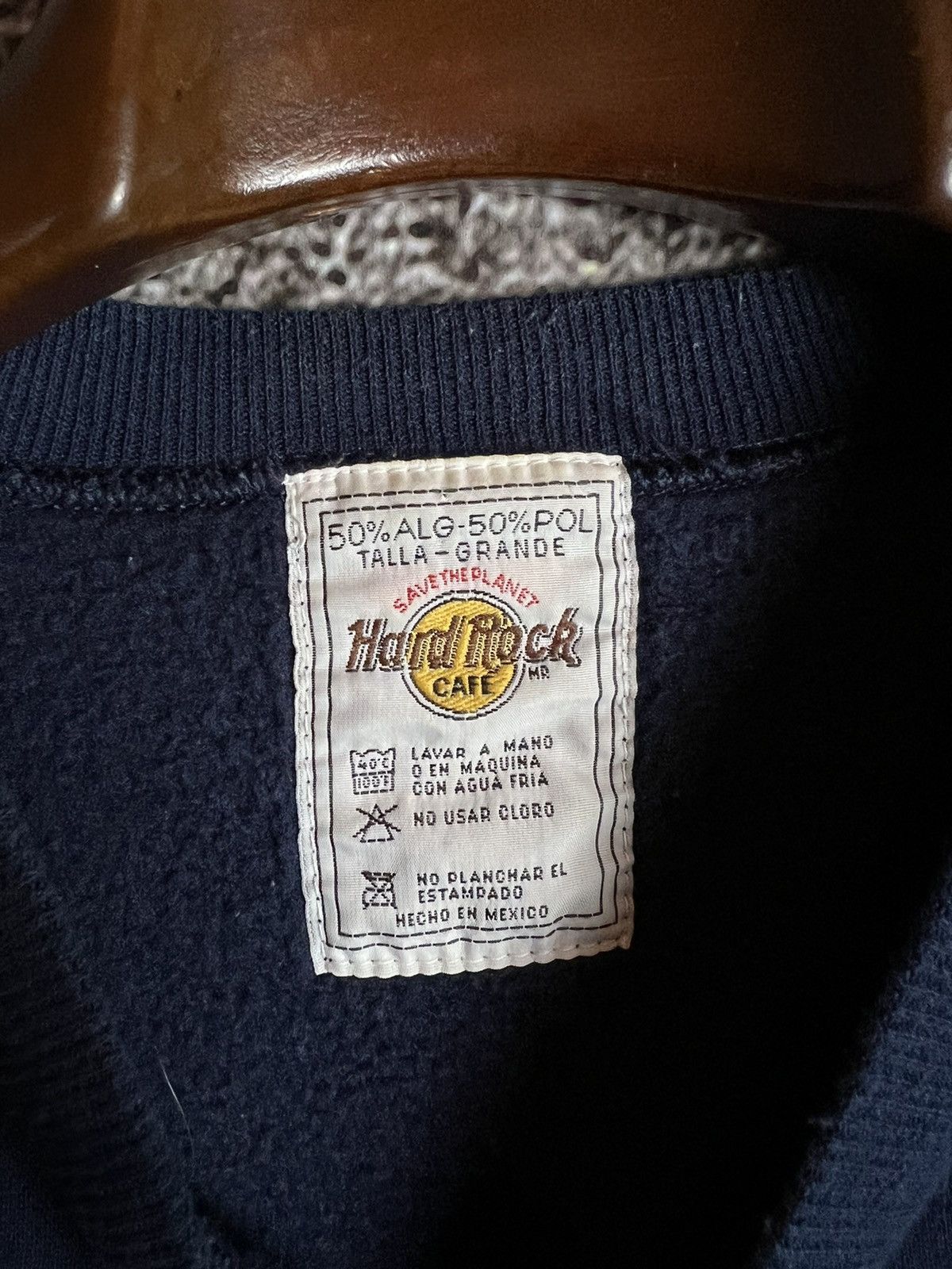 Hard Rock Cafe × Vintage 80/90s Hard Rock Cafe Acapulco Sweatshirt embroidered logo Size US L / EU 52-54 / 3 - 3 Thumbnail