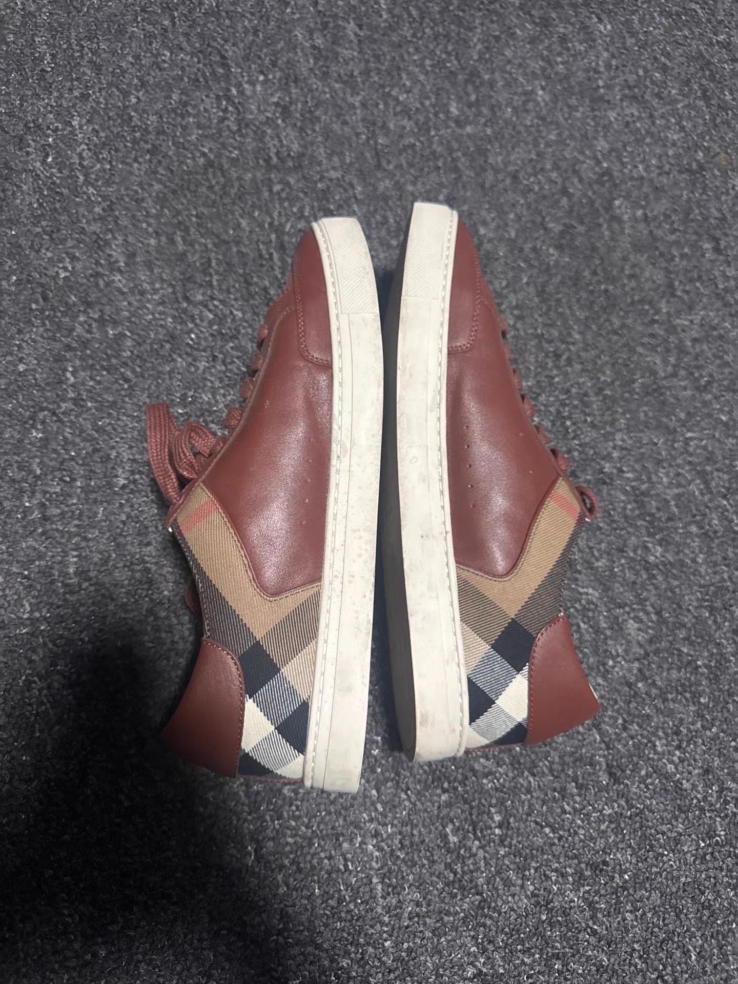 Burberry Burberry Leather Low-Top Sneakers K13 Size US 9 / EU 42 - 6 Thumbnail