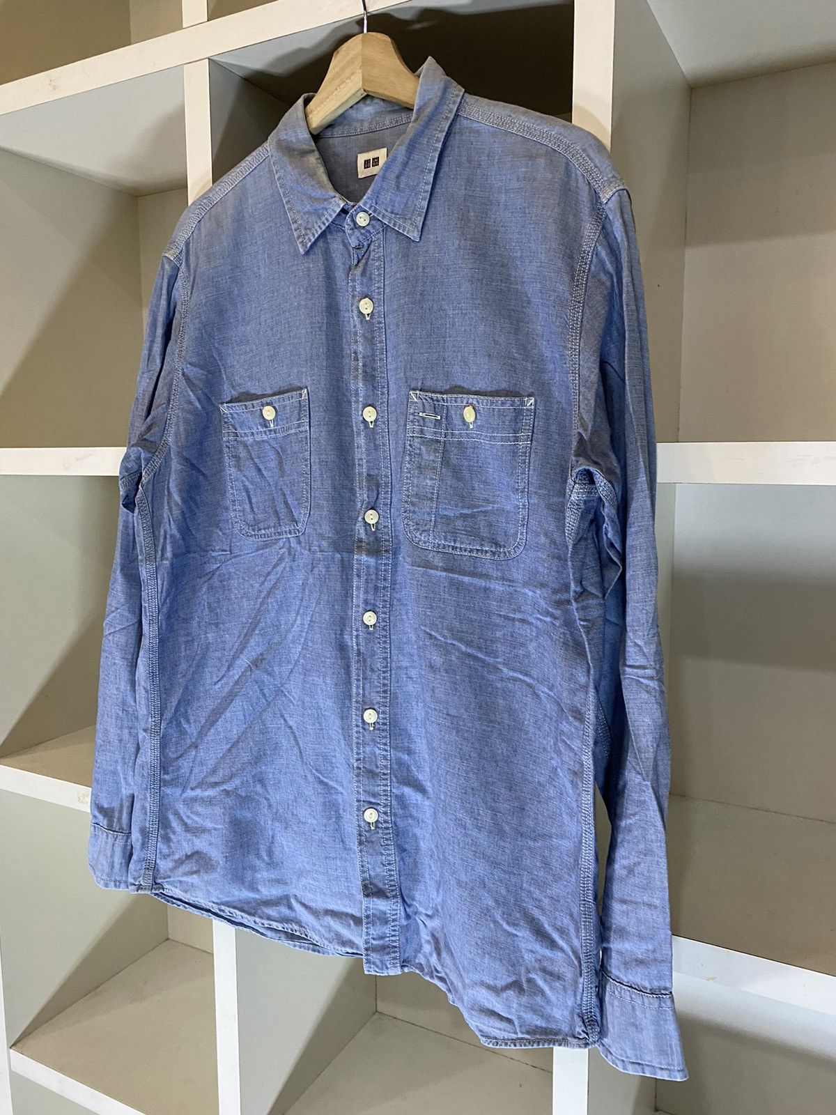 Uniqlo Uniqlo Button Ups Denim Shirt Size US XL / EU 56 / 4 - 3 Thumbnail