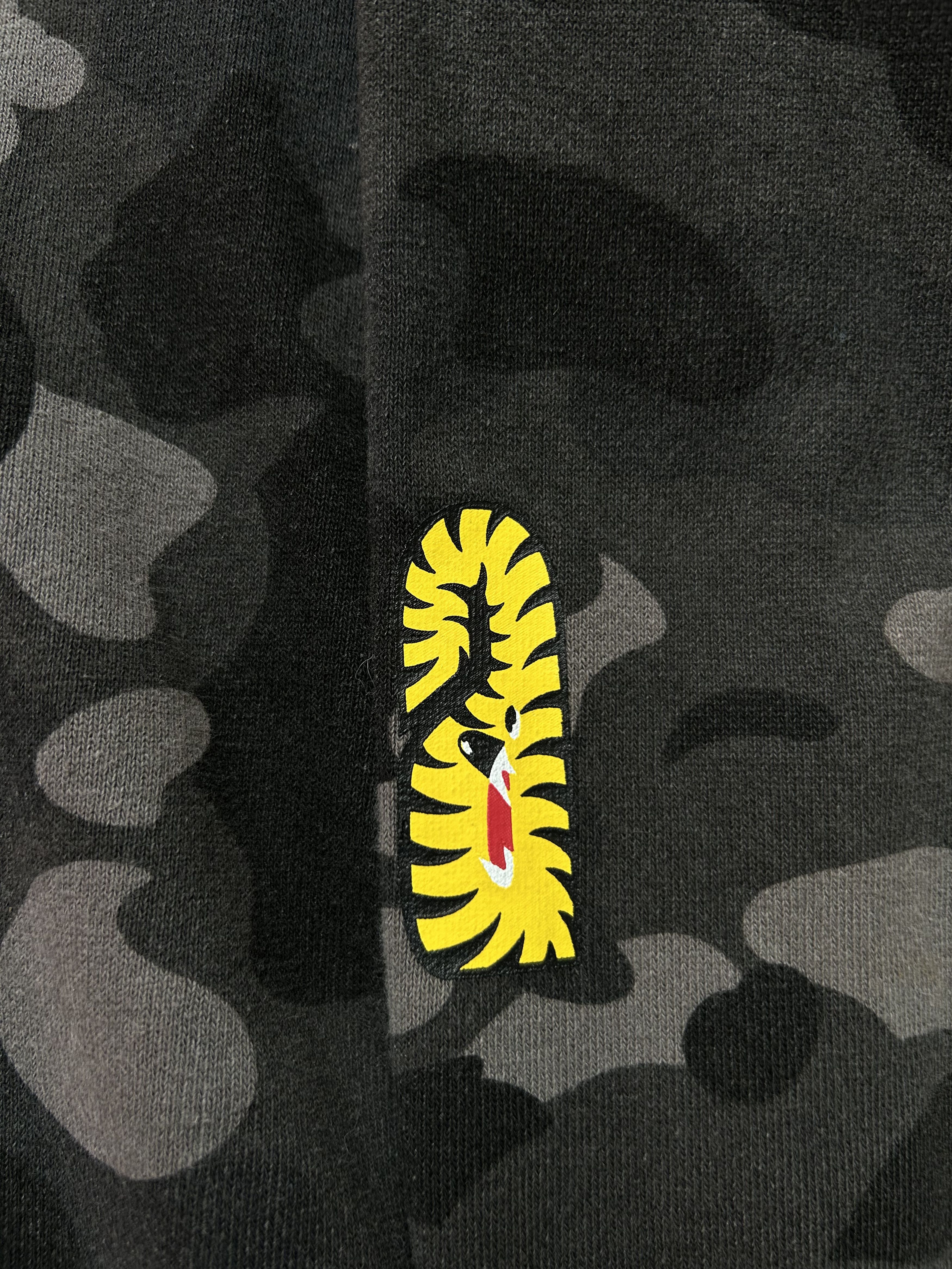 Bape Bape Tiger Camo Full Zip Hoodie [Size XXL] Size US XXL / EU 58 / 5 - 6 Thumbnail