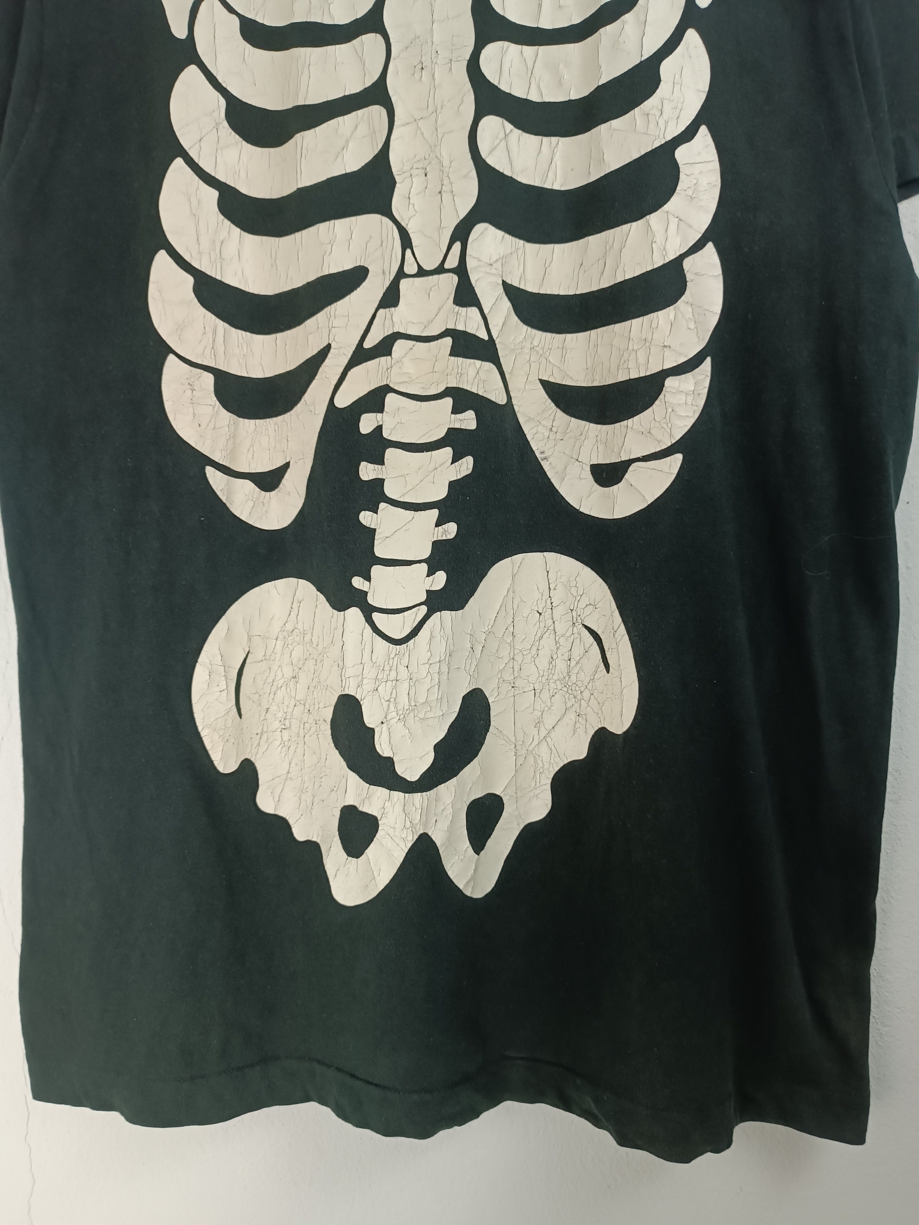 Vintage VINTAGE 80'S SKELETON ANATOMY HORROR HALLOWEEN SPOOKY TEE Size US L / EU 52-54 / 3 - 8 Thumbnail