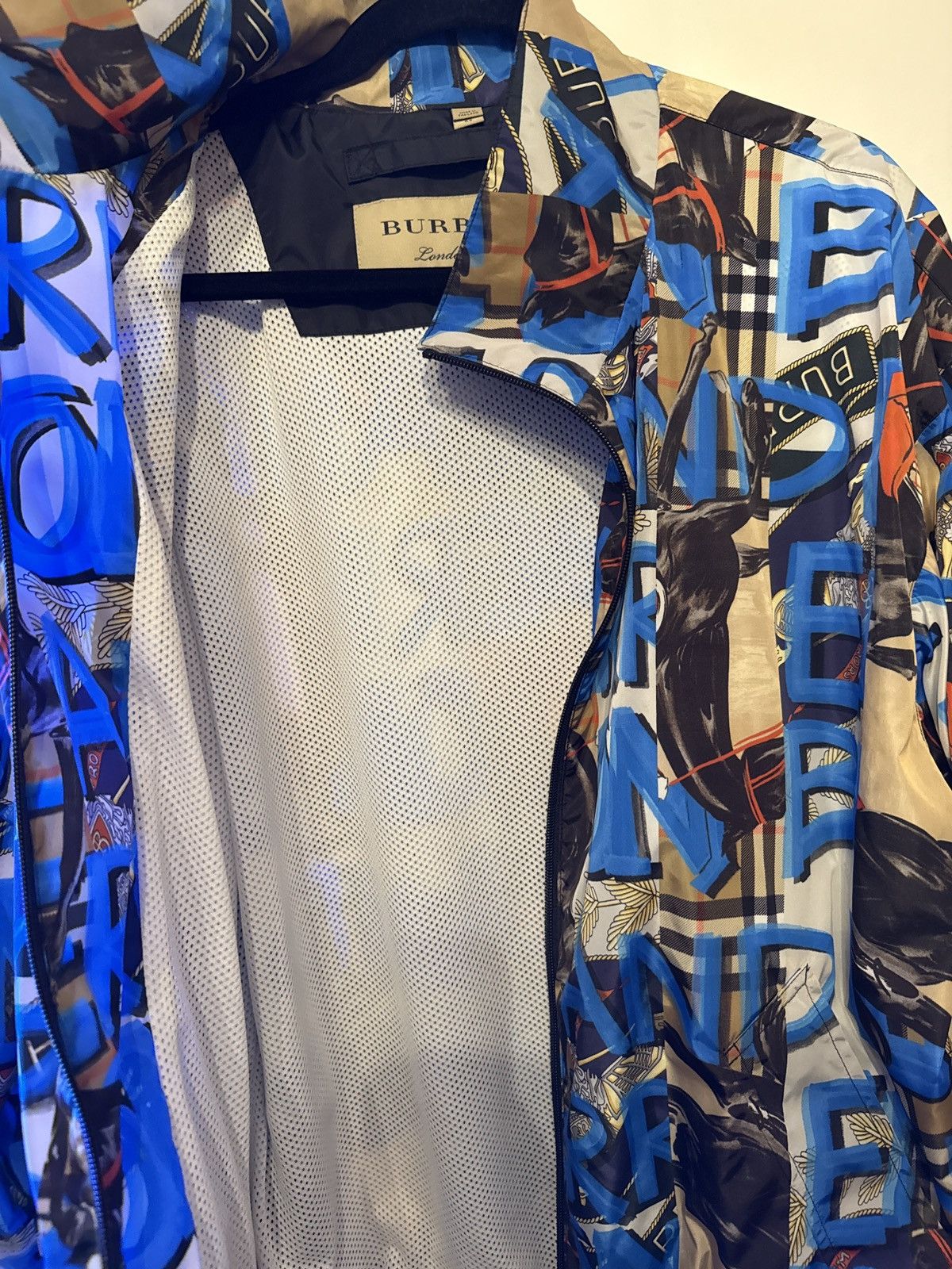 Burberry Burberry Graffiti Logo Letter Zipper Jacket Size US M / EU 48-50 / 2 - 4 Thumbnail