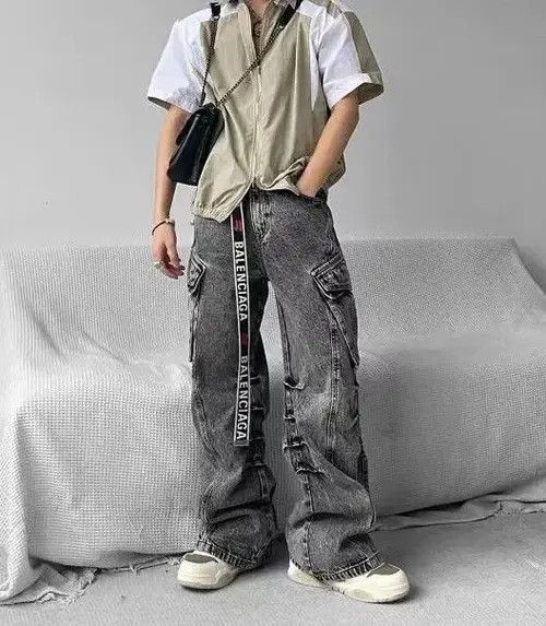 Japanese Brand Retro washed distressed multi-pocket cargo jeans Size US 32 / EU 48 - 7 Thumbnail