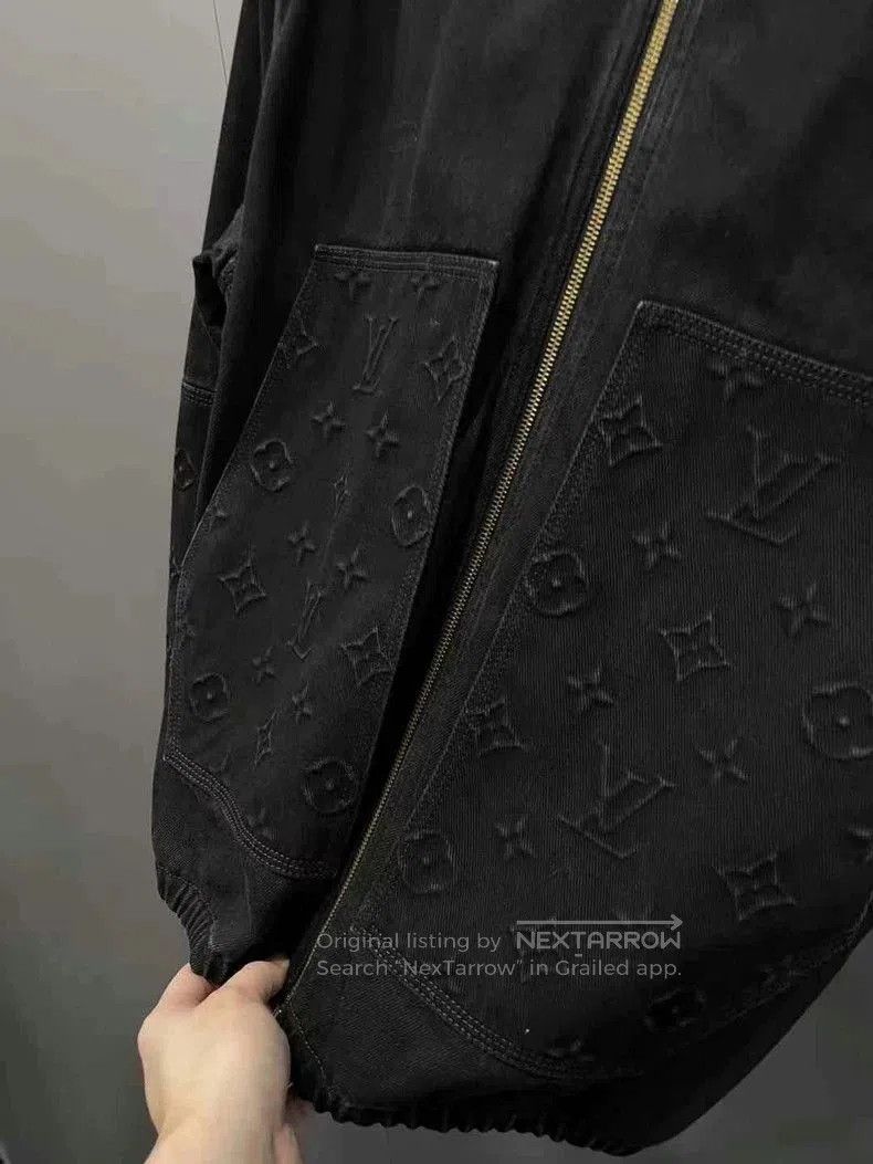 Louis Vuitton Lv Louis Vuitton timber relief logo Jacket. Size US L / EU 52-54 / 3 - 8 Thumbnail