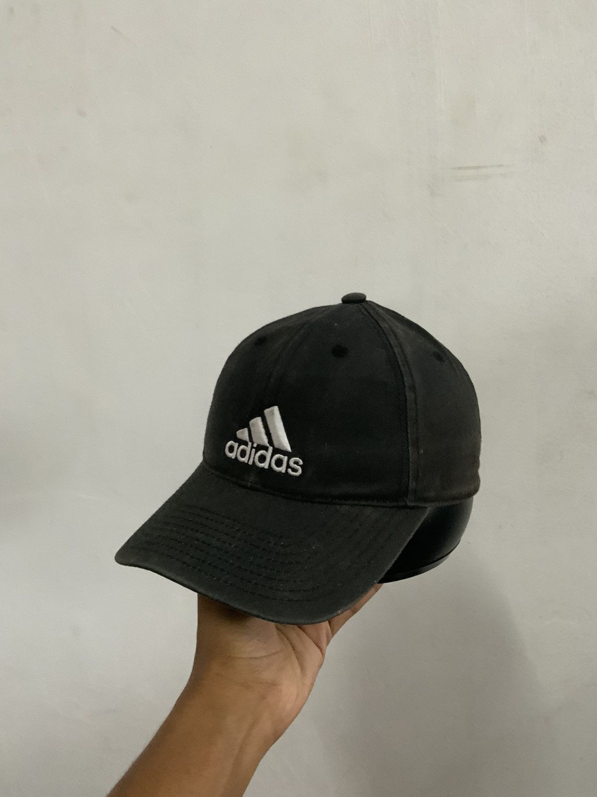 Adidas Adidas Big Logo Fade Japan hat Size ONE SIZE - 1 Thumbnail