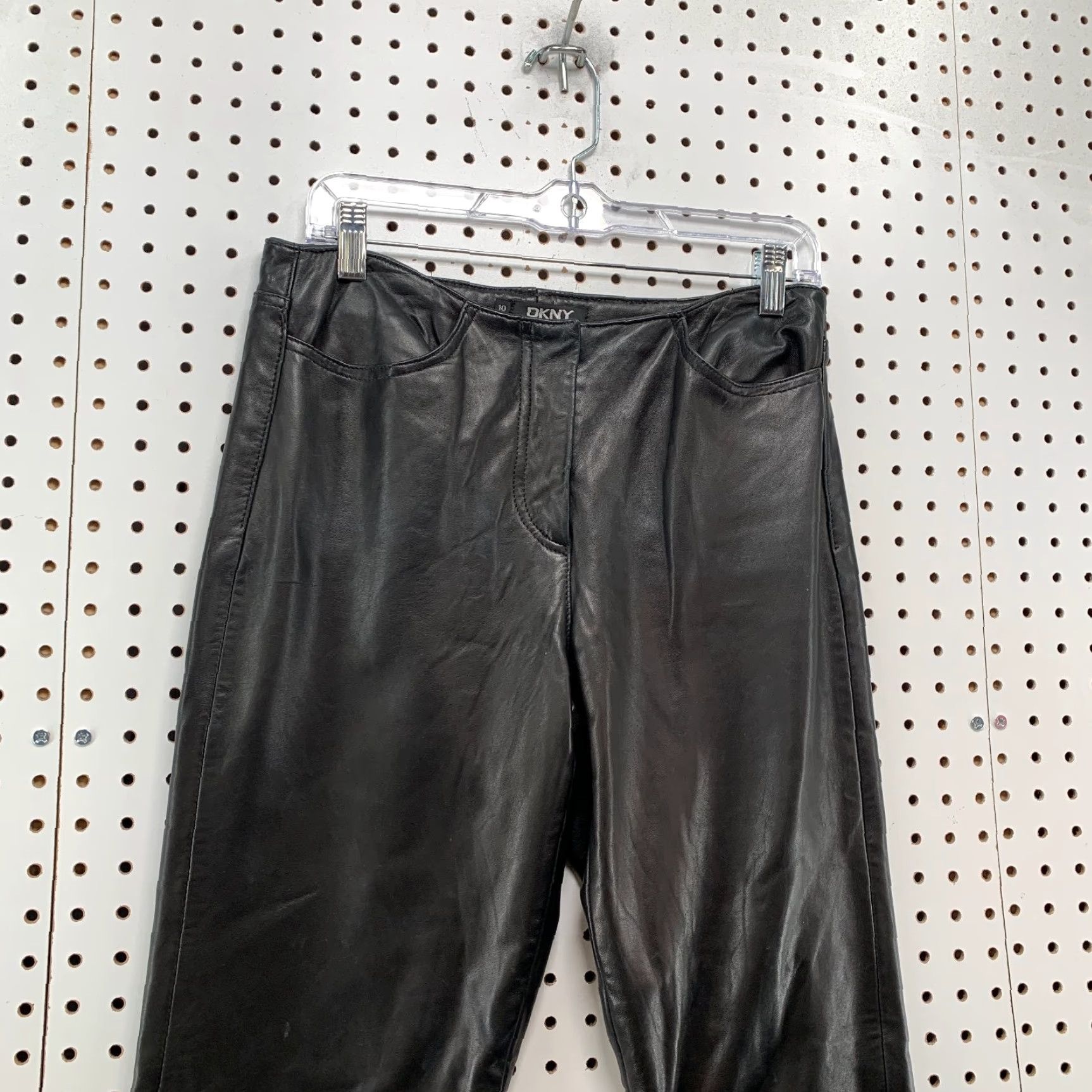 DKNY VINTAGE DKNY Low Rise Leather Pants Womens Size 10 Black 30x31.5 DKNY Pants Women Leather Vintage 10 Black 30x31.5 Size 32" / US 10 / IT 46 - 6 Thumbnail