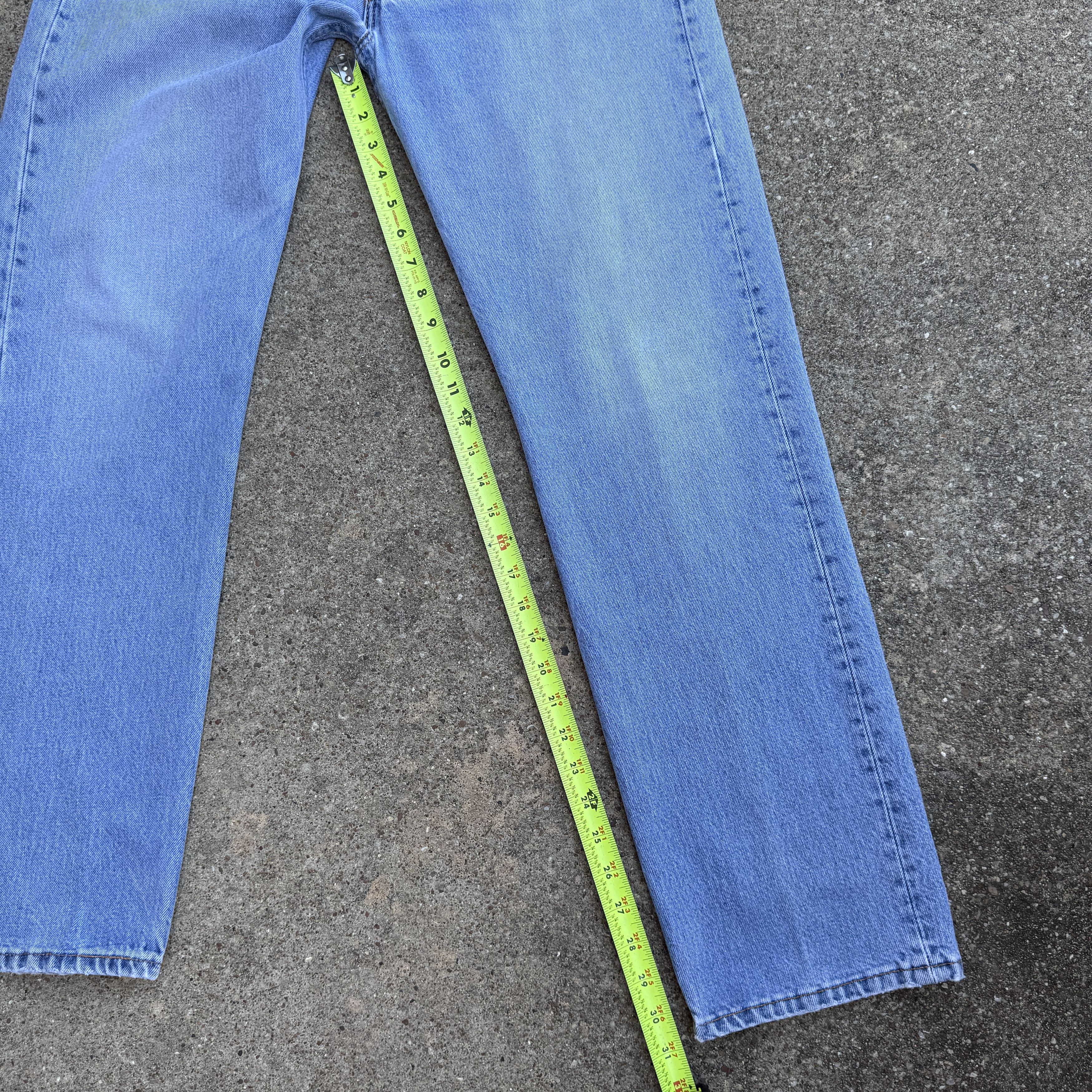 Levi's Vintage 90s Levis 501 Blue Button fly Denim Jeans Size US 32 / EU 48 - 8 Thumbnail