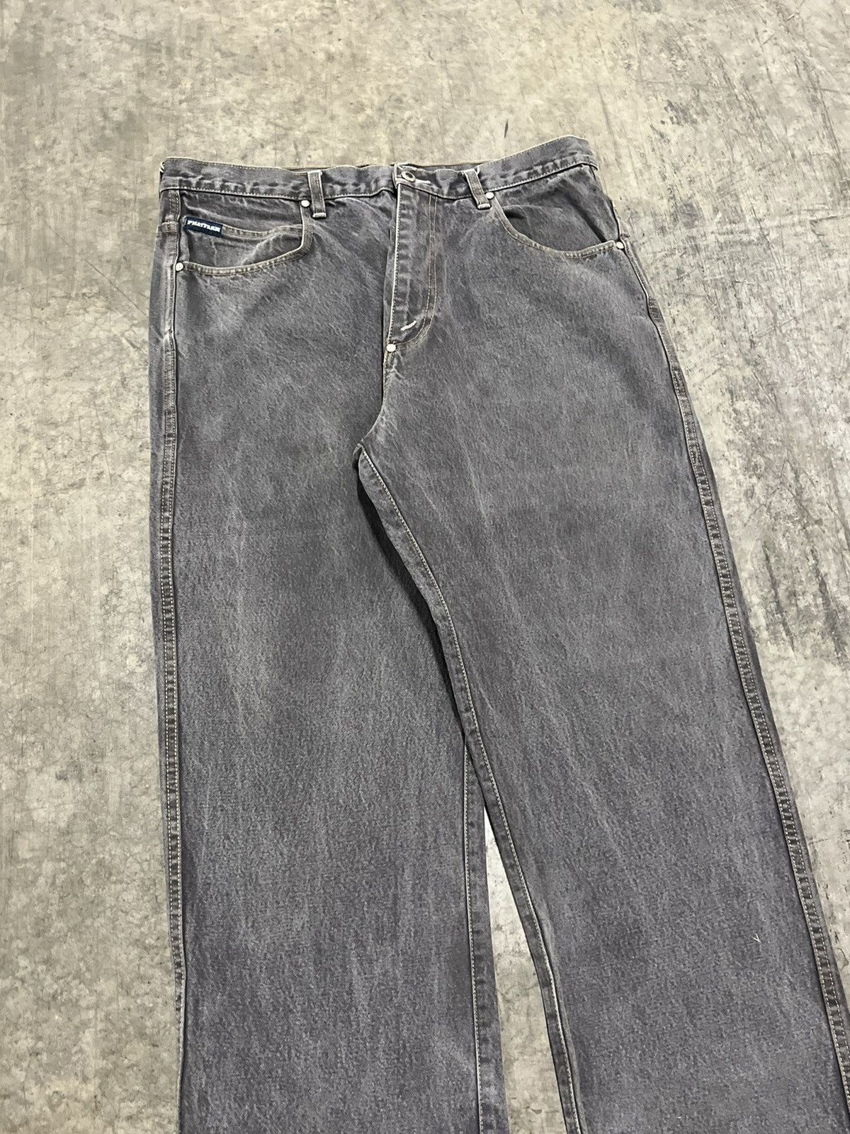 Phat Farm × Vintage Phat farm y2k baggy fit dark wash faded denim skater hype Size US 36 / EU 52 - 10 Thumbnail
