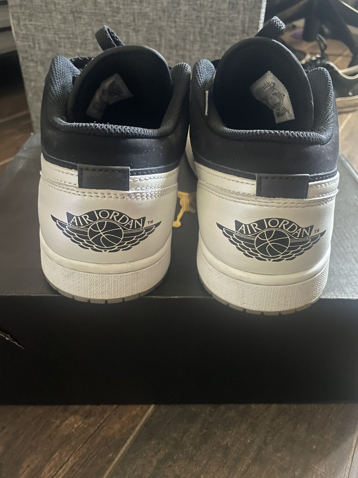 Jordan Brand × Nike Jordan 1 Low Diamond Size US 11.5 / EU 44-45 - 5 Thumbnail