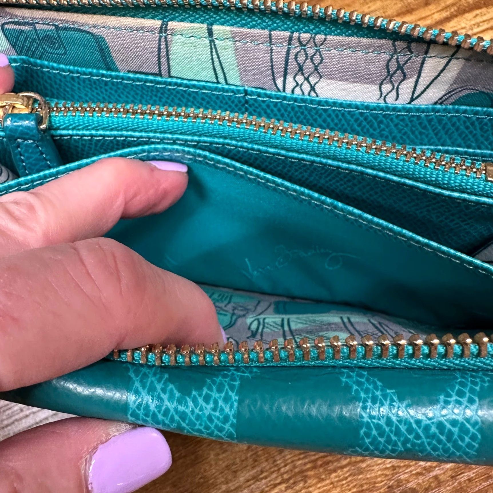 Vera Bradley Vera Bradley Teal Faux Leather Wristlet Wallet Clutch Argyle Diamond Pattern Zipper Credit Card IDs Women's One Size Size ONE SIZE - 7 Thumbnail