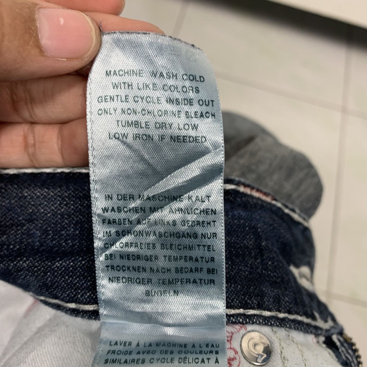 True Religion True Religion Jeans Size US 31 - 22 Thumbnail