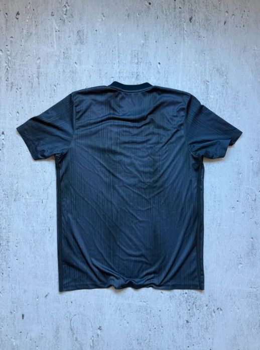 Adidas Adidas Manchester United Football Jersey 18/19 Third Kit Size US L / EU 52-54 / 3 - 5 Thumbnail