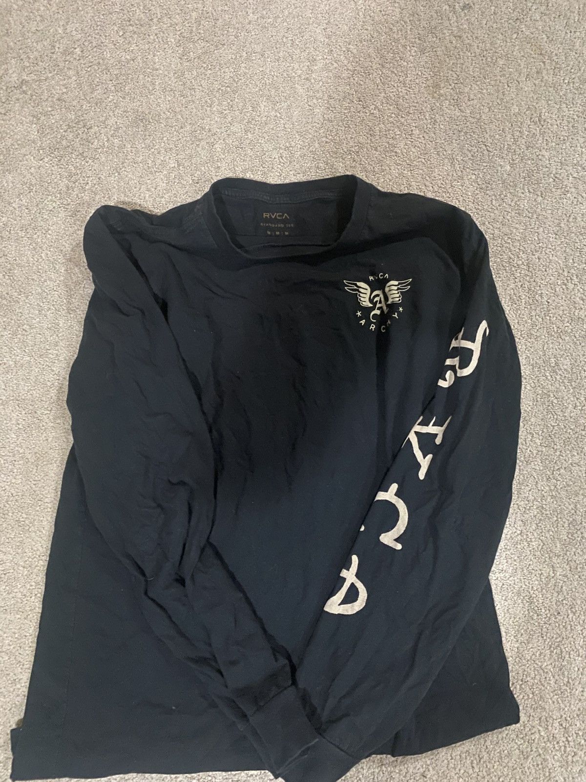 Vintage RVCA Long sleeved t shirt. Size US S / EU 44-46 / 1 - 4 Thumbnail