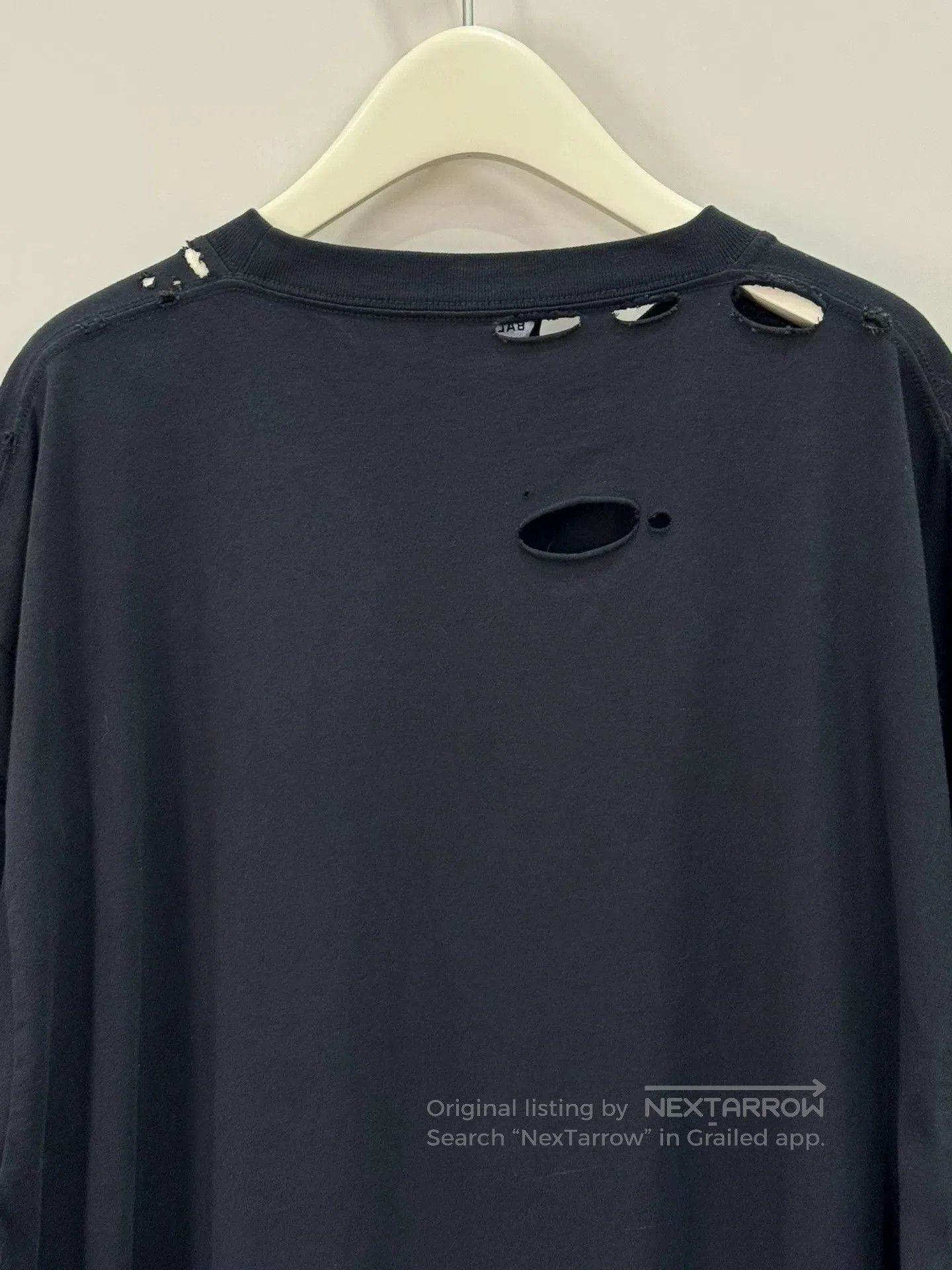 Balenciaga Balenciaga Distressed Print Short Sleeve T-shirt. Size US S / EU 44-46 / 1 - 5 Thumbnail