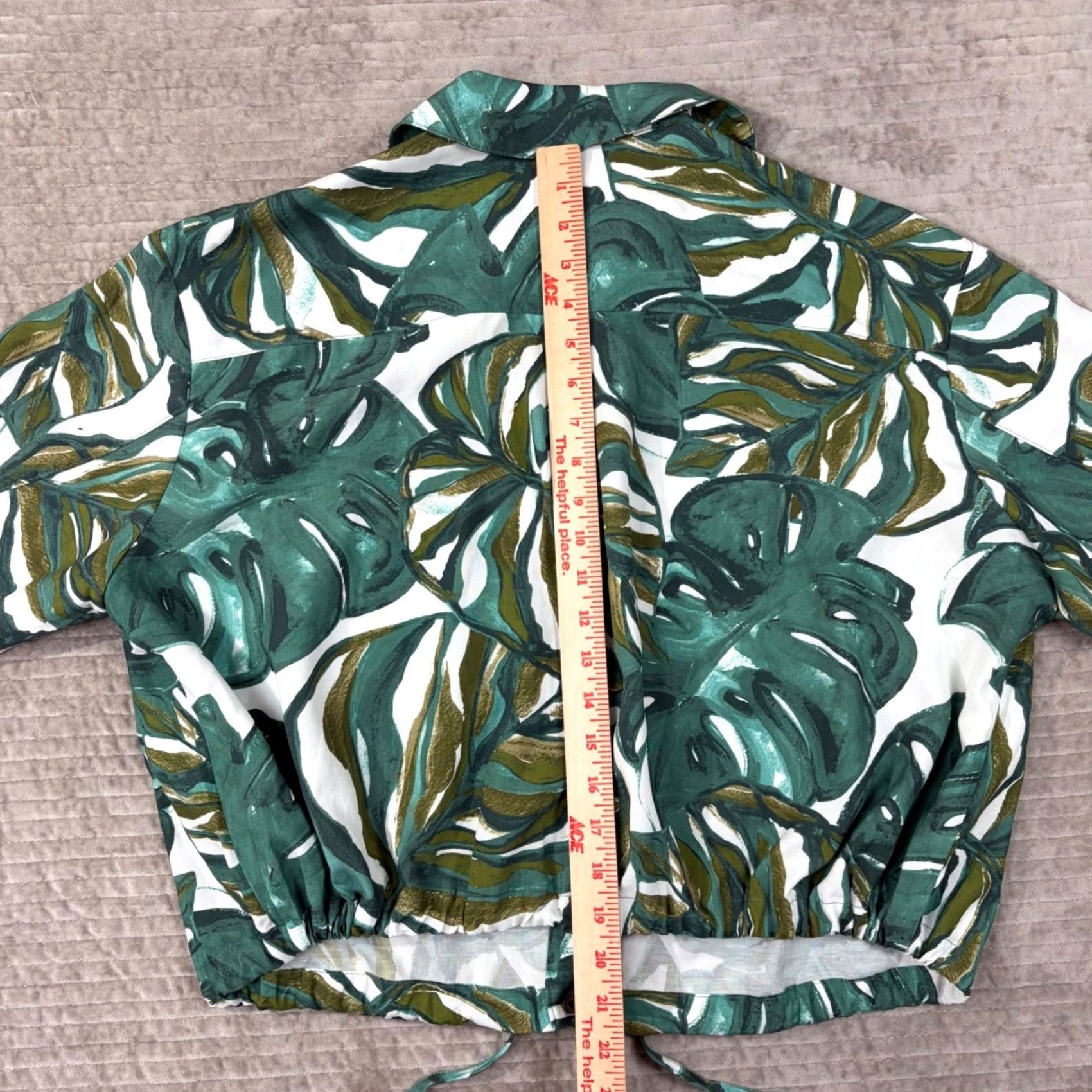 Anthropologie Hutch Cropped Utility Jacket Tropical Monstera Leaf Linen Blend Green M Jacket Women Long Sleeve Button Snap Drawstring Hem Casual Travel Workwear Size M / US 6-8 / IT 42-44 - 7 Thumbnail