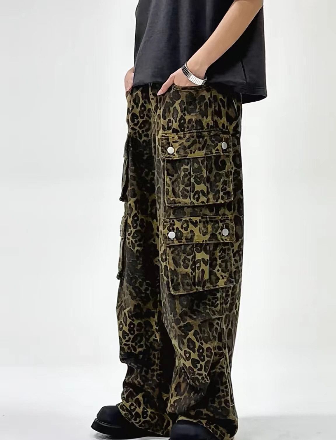 Japanese Brand × Jean Leopard Print Multi-Pocket Vintage Street Workwear Trousers Size US 30 / EU 46 - 1 Thumbnail