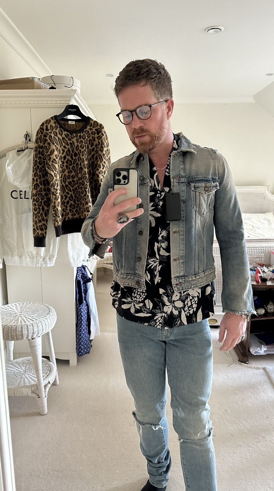 Saint Laurent Paris $1090 Saint Laurent destroyed distressed denim jacket BNWT L Size US L / EU 52-54 / 3 - 4 Thumbnail