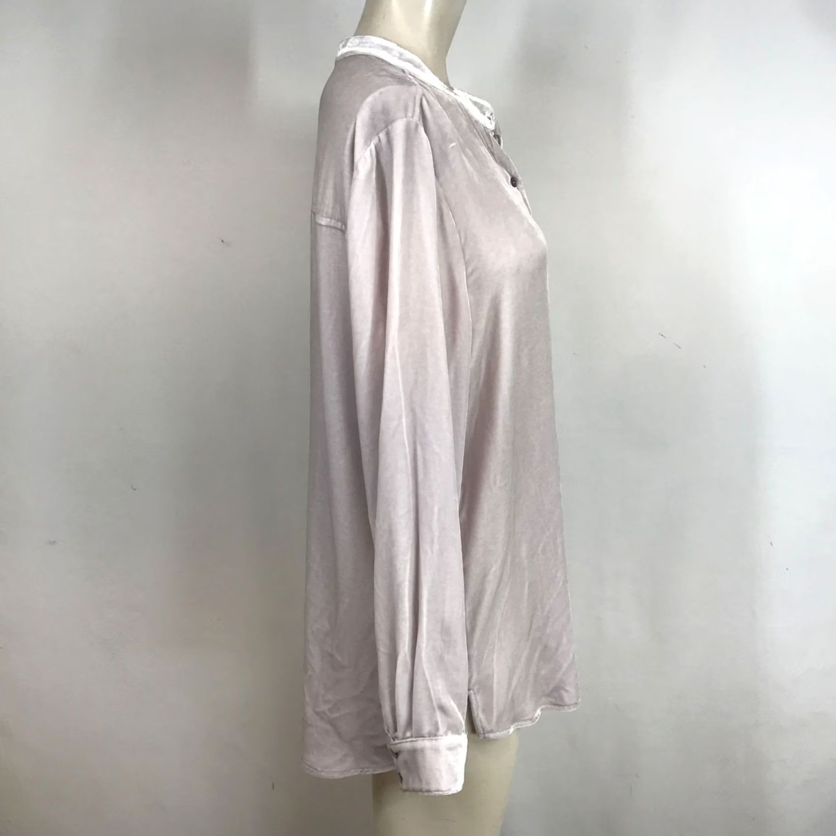 Eileen Fisher Eileen Fisher Womens Medium Velour Lavender Long Sleeve Button Up Blouse Size M / US 6-8 / IT 42-44 - 4 Thumbnail