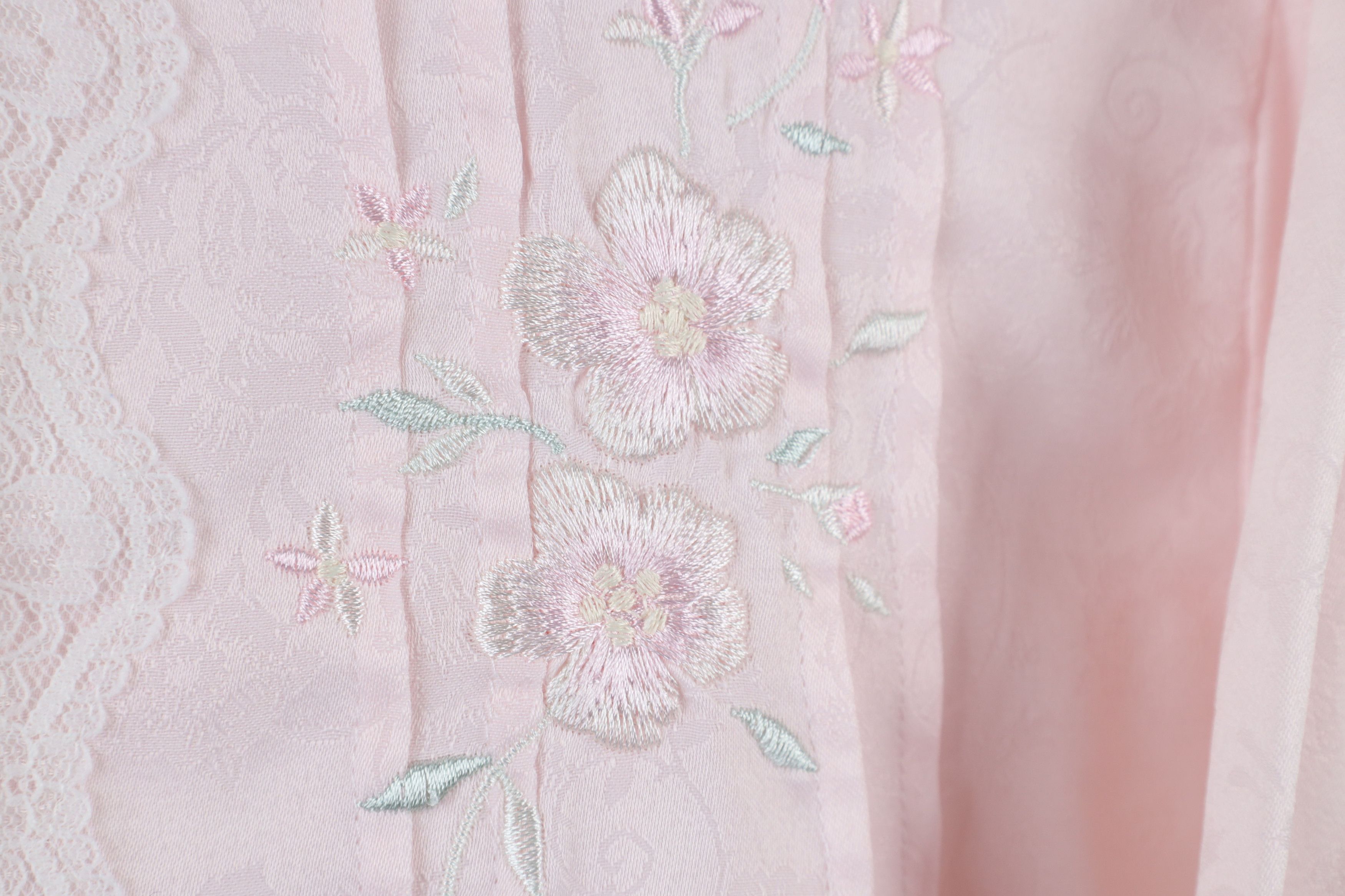 Vintage Vintage 90s Miss Elaine Lace Long Sleeve Night Gown Pink Size S / US 4 / IT 40 - 6 Thumbnail