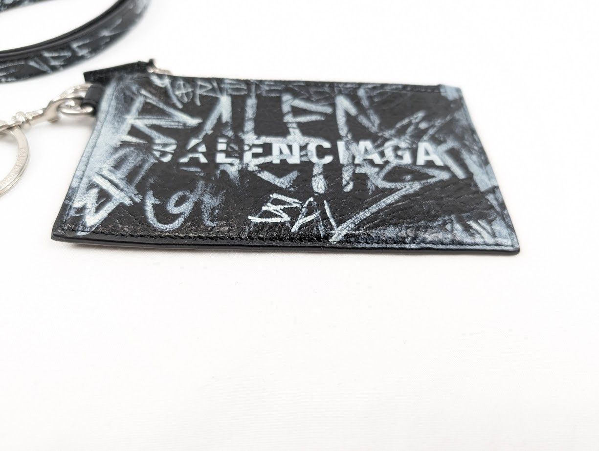 Balenciaga o1rshd1 Size: OS / Cash Card Case & Key Ring Size ONE SIZE - 7 Thumbnail
