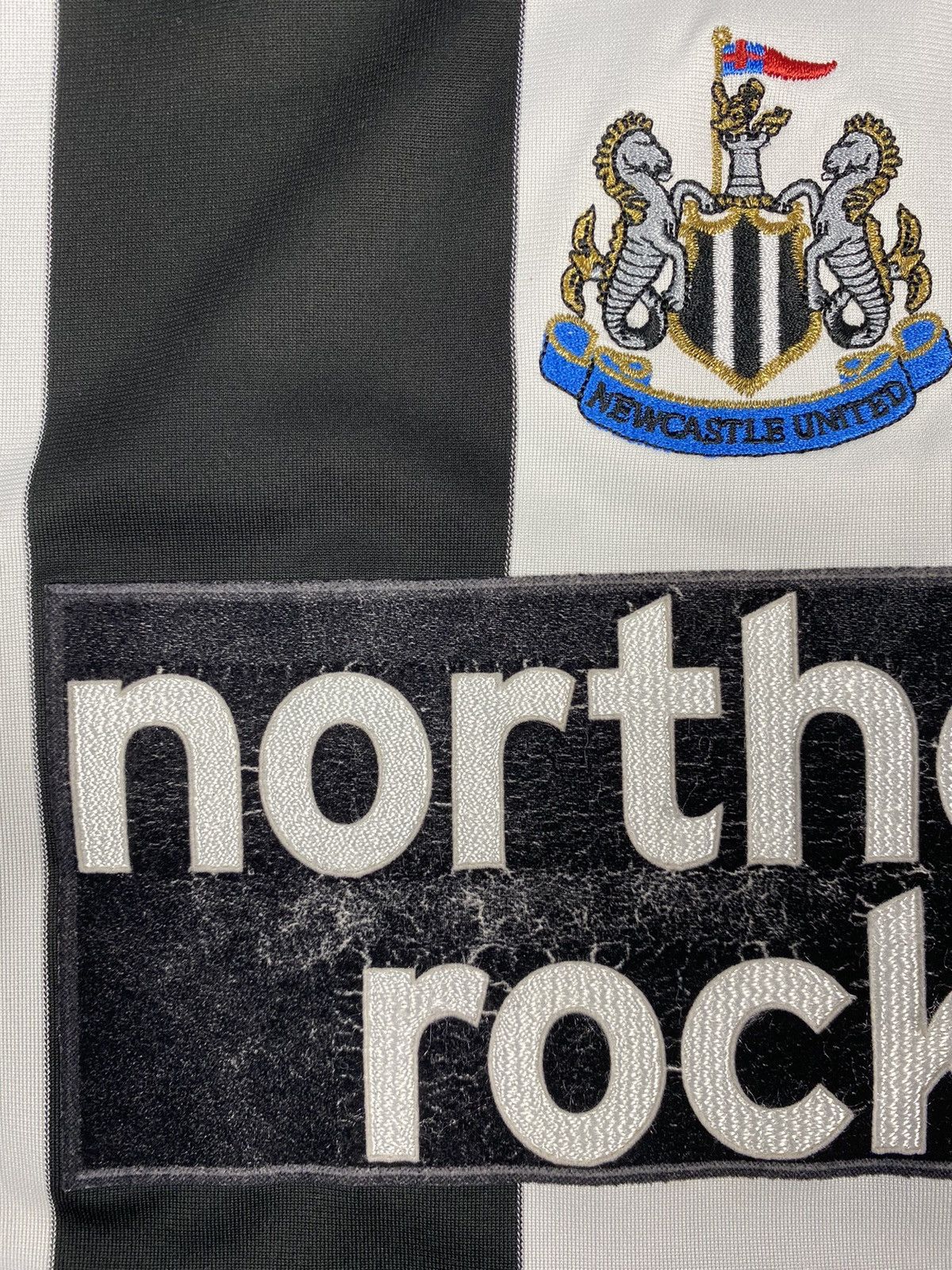 Adidas Adidas NEWCASTLE UNITED 2007 2008 2009 HOME SOCCER JERSEY Size US M / EU 48-50 / 2 - 7 Thumbnail