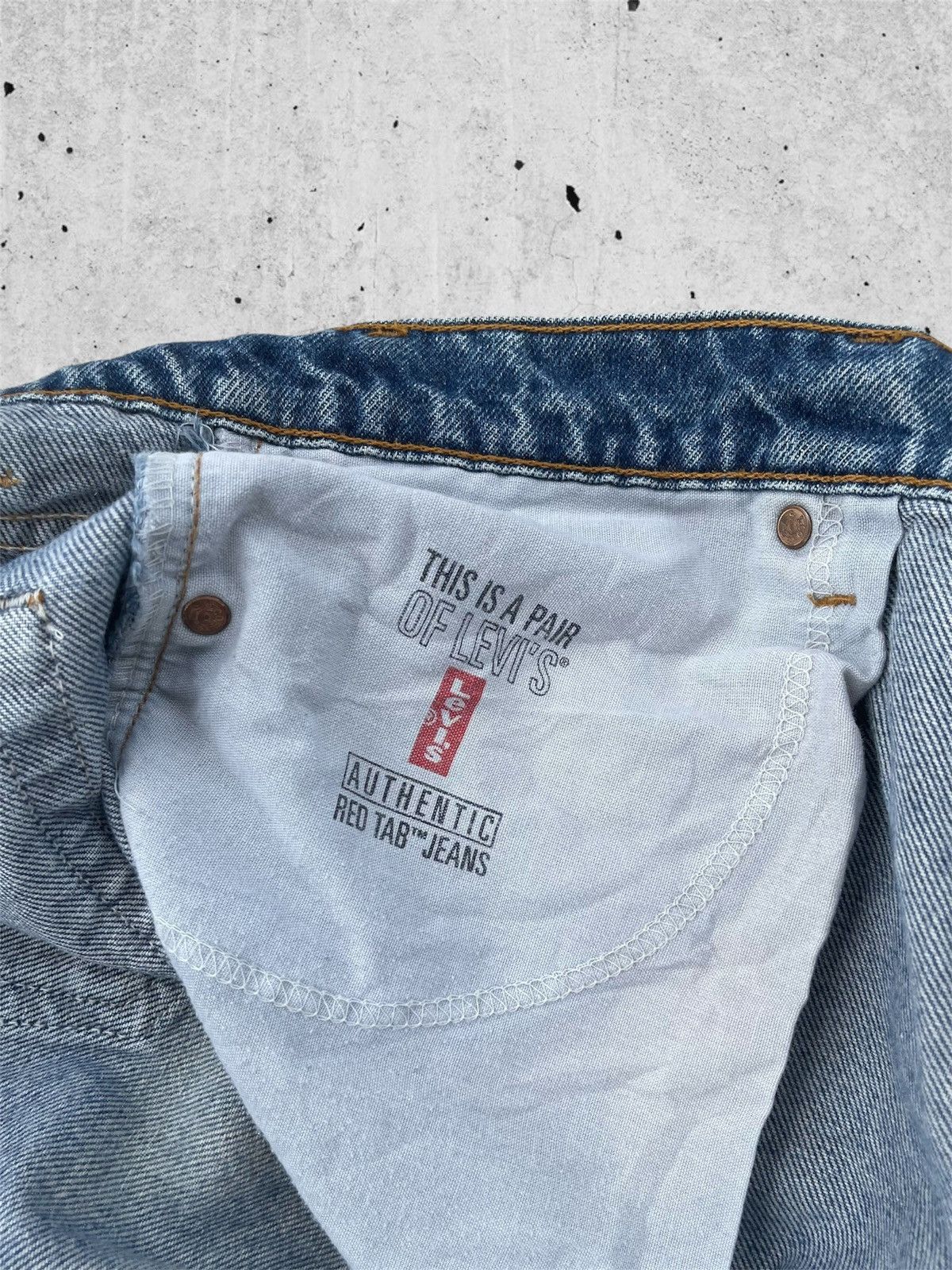Jean × Levi's 🔥 Levi's 505 Distressed Denim Vintage W35 🔥 Size US 35 - 8 Thumbnail