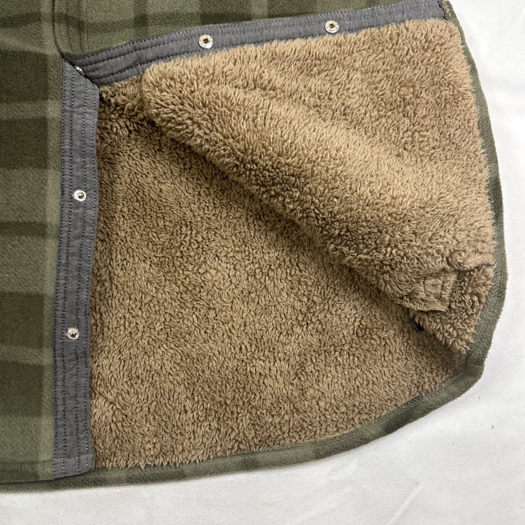 Vintage Voyage Fleece Snap Up Men’s 2XL Gray Plaid Sherpa Lined Jacket Windbreaker Snap Closure Regular Size Men’s Size US XXL / EU 58 / 5 - 5 Thumbnail
