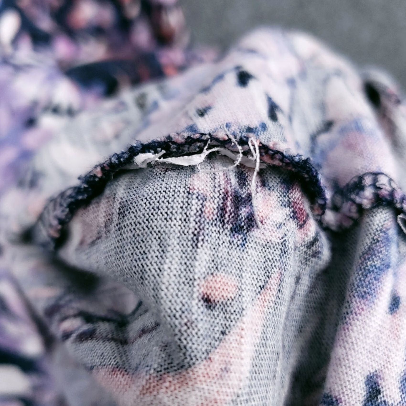 Vintage Vintage America Blouse Womens Medium Purple Floral Swing Long Sleeves Casual Size M / US 6-8 / IT 42-44 - 4 Thumbnail