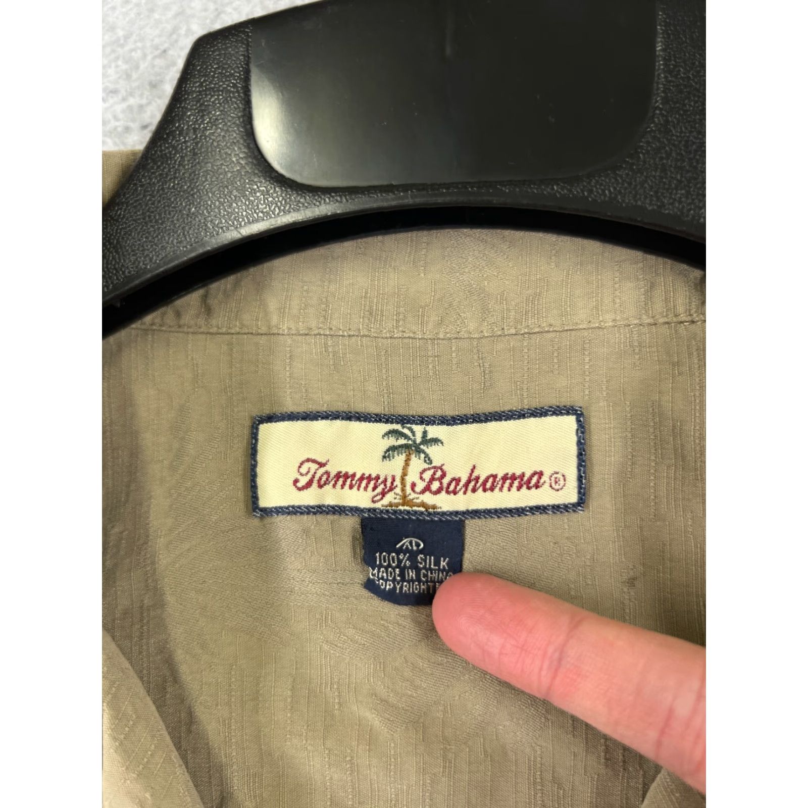 Tommy Bahama Tommy Bahama Shirt Men Extra Large Beige Palm Print 100% Silk Button Up Hawaiian Size US XL / EU 56 / 4 - 7 Thumbnail