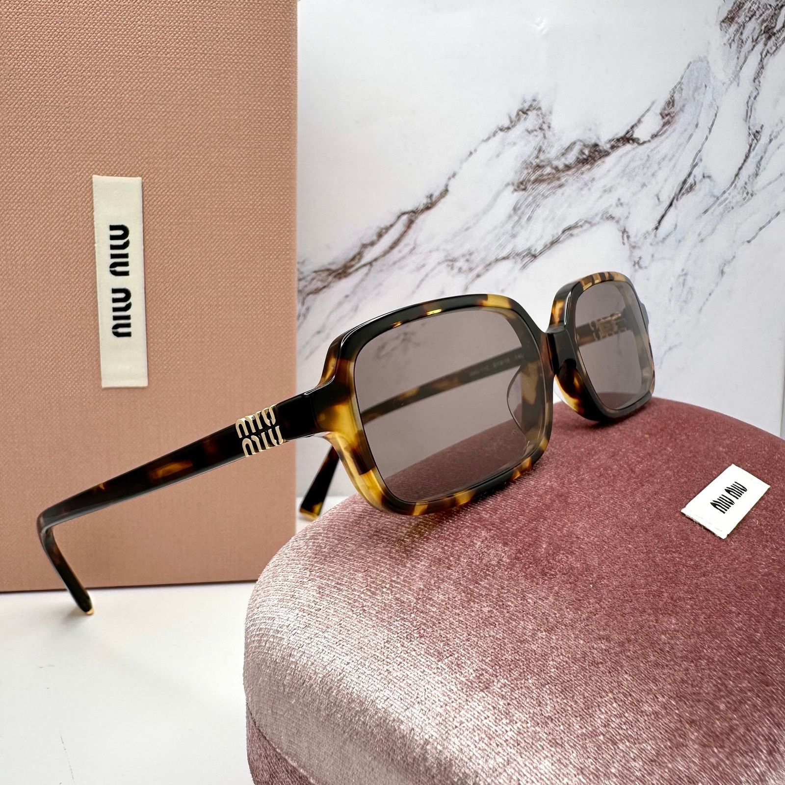 Miu Miu New MIU MIU Sunglasses Brown Tortoise Rectangular Gold Logo Size ONE SIZE - 7 Thumbnail