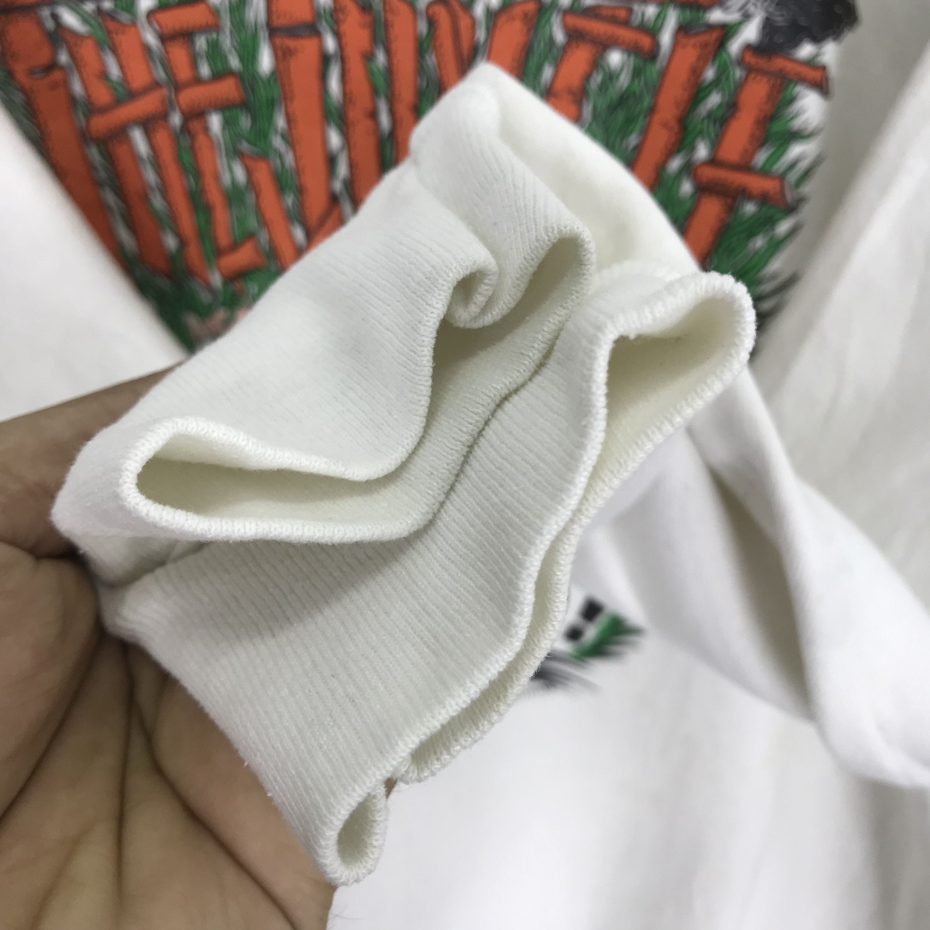 Jungles Vintage 90's The Jungle White Sweatshirt Large - 475 Size US L / EU 52-54 / 3 - 7 Thumbnail