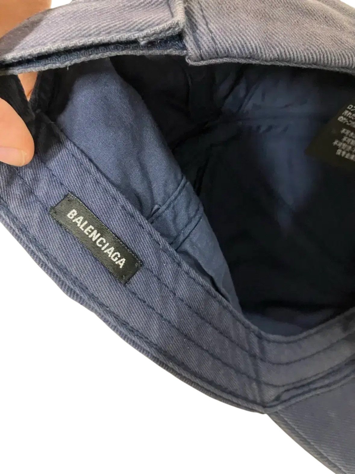 Balenciaga Balenciaga 18FW Faded Ballcap / Hat / Navy Size ONE SIZE - 7 Thumbnail
