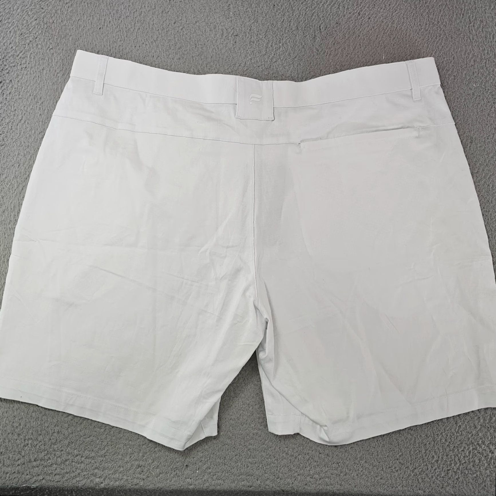 Fabletics Fabletics Mens 42 White Classic Fit Chino Shorts Casual NWT Zip Pocket 8in Inseam Size US 42 / EU 58 - 6 Thumbnail