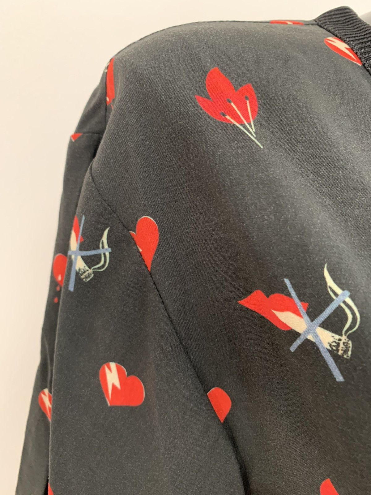 Yves Saint Laurent Saint Laurent Paris T-Shirt Size S / US 4 / IT 40 - 8 Thumbnail