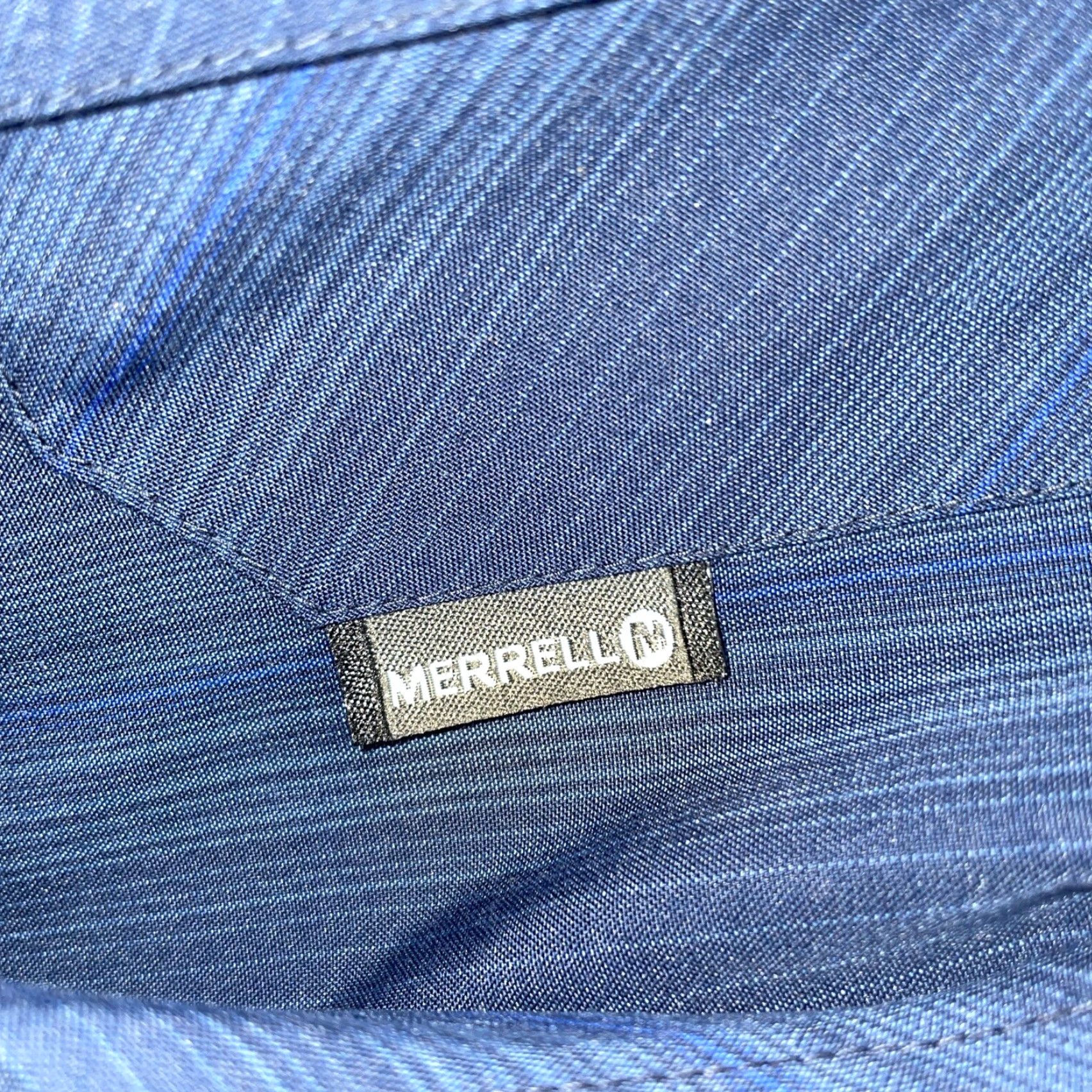 Merrell Merrell Athletic Button-Down Shirt Mens Size XL Blue Long Sleeve Vented Comfort Shirt Size US XL / EU 56 / 4 - 4 Thumbnail