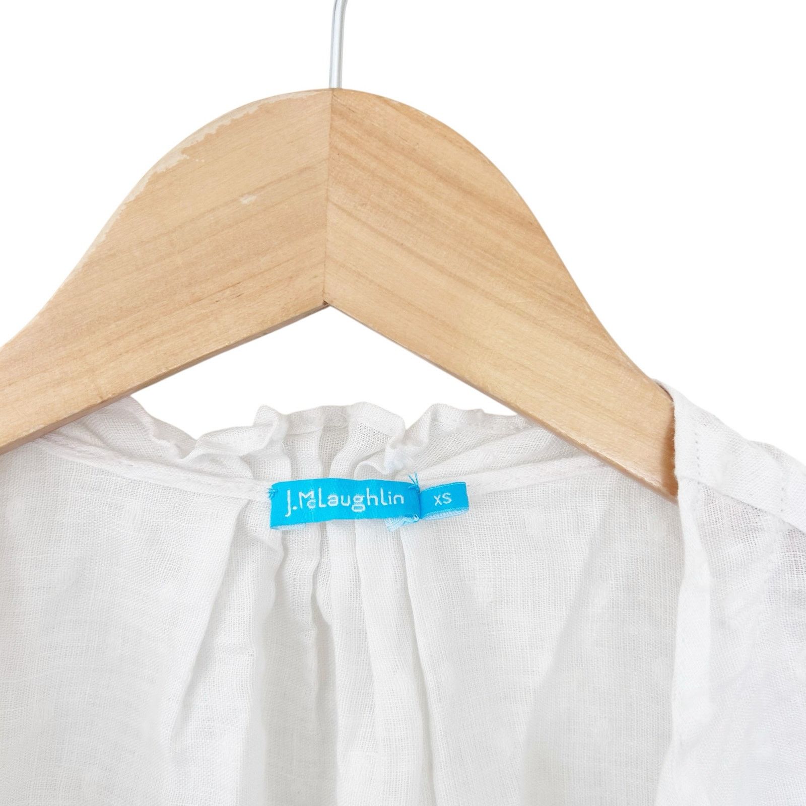 J.McLaughlin J. McLaughlin White Linen Blend Popover Tank Top Sz XS Size XS / US 0-2 / IT 36-38 - 2 Thumbnail