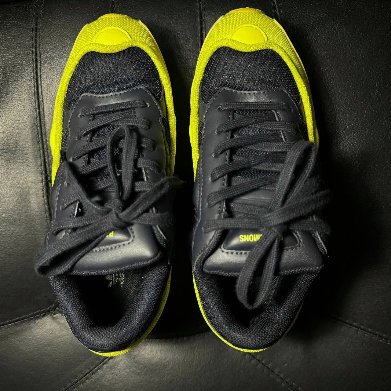 Adidas × Raf Simons 4,5us Adidas Raf Simons Ozweego Yellow Size US 4.5 / IT 34.5 - 7 Thumbnail