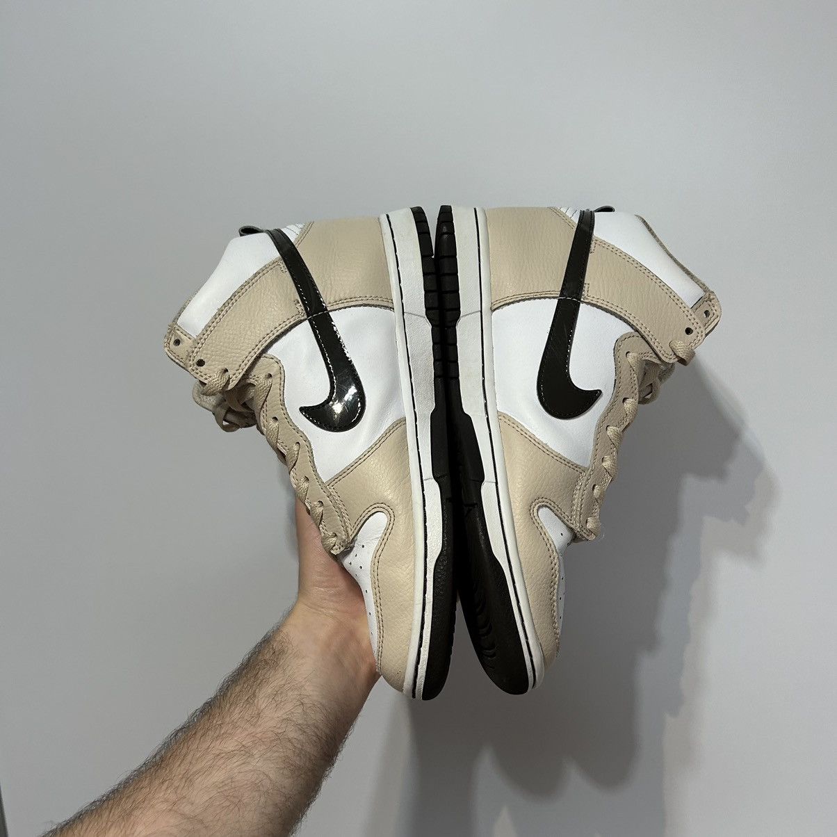 Nike Nike Dunk high Sand Drift Tan mini logo swoosh Size US 9.5 / EU 42-43 - 7 Thumbnail