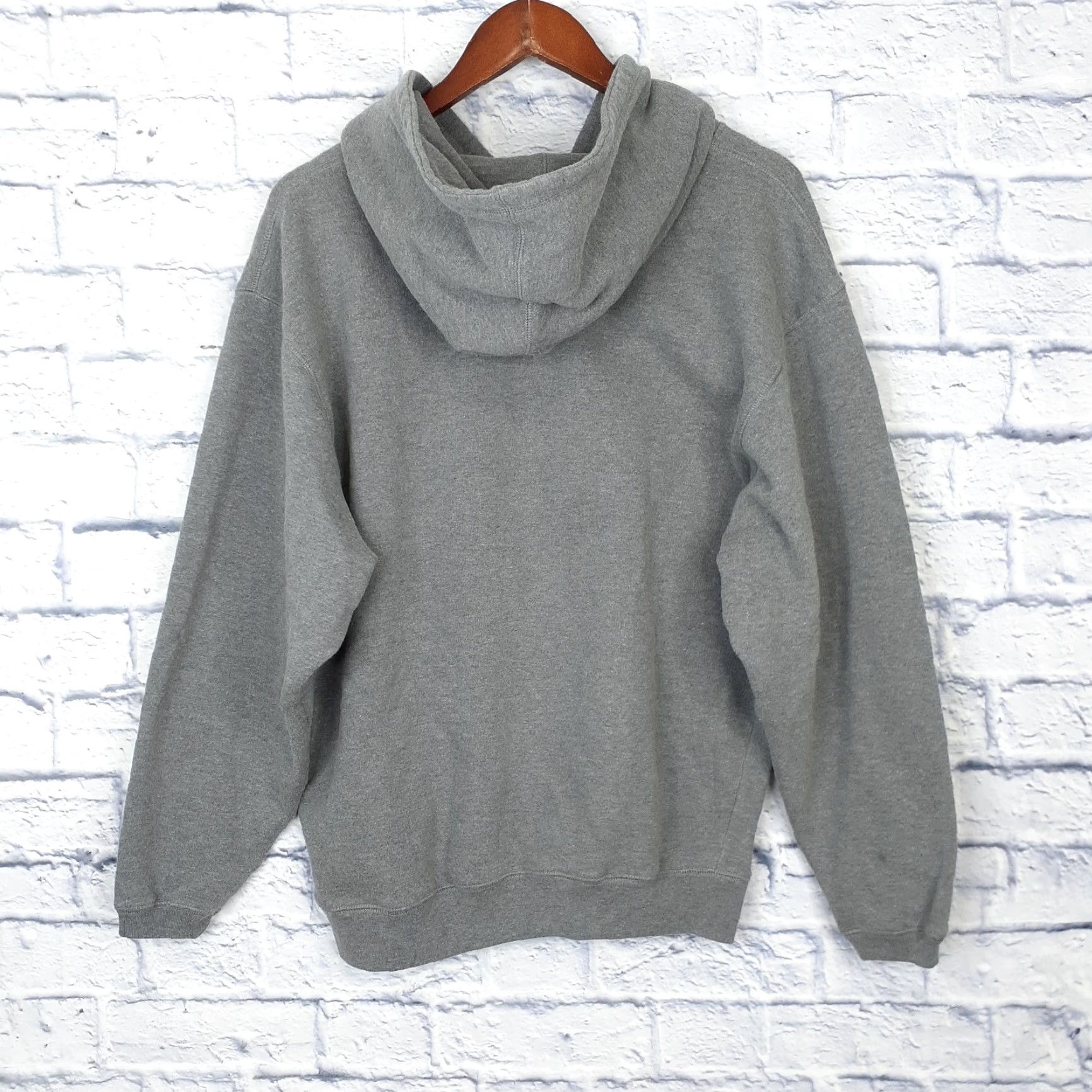 Vintage VINTAGE Ohio State Buckeyes Varsity Athletic Cadre Hoodie Embroidered Medium Gray Unisex Adults M Long Sleeve Pullover"> Size US M / EU 48-50 / 2 - 2 Thumbnail