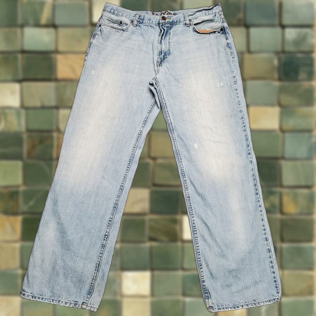 Denime VINTAGE PLUGG Jeans Mens 36x32 Blue Denim Straight Light Wash 5-Pocket Design Embroidered Pocket 90s USA American Mens Jeans Size US 36 / EU 52 - 1 Thumbnail