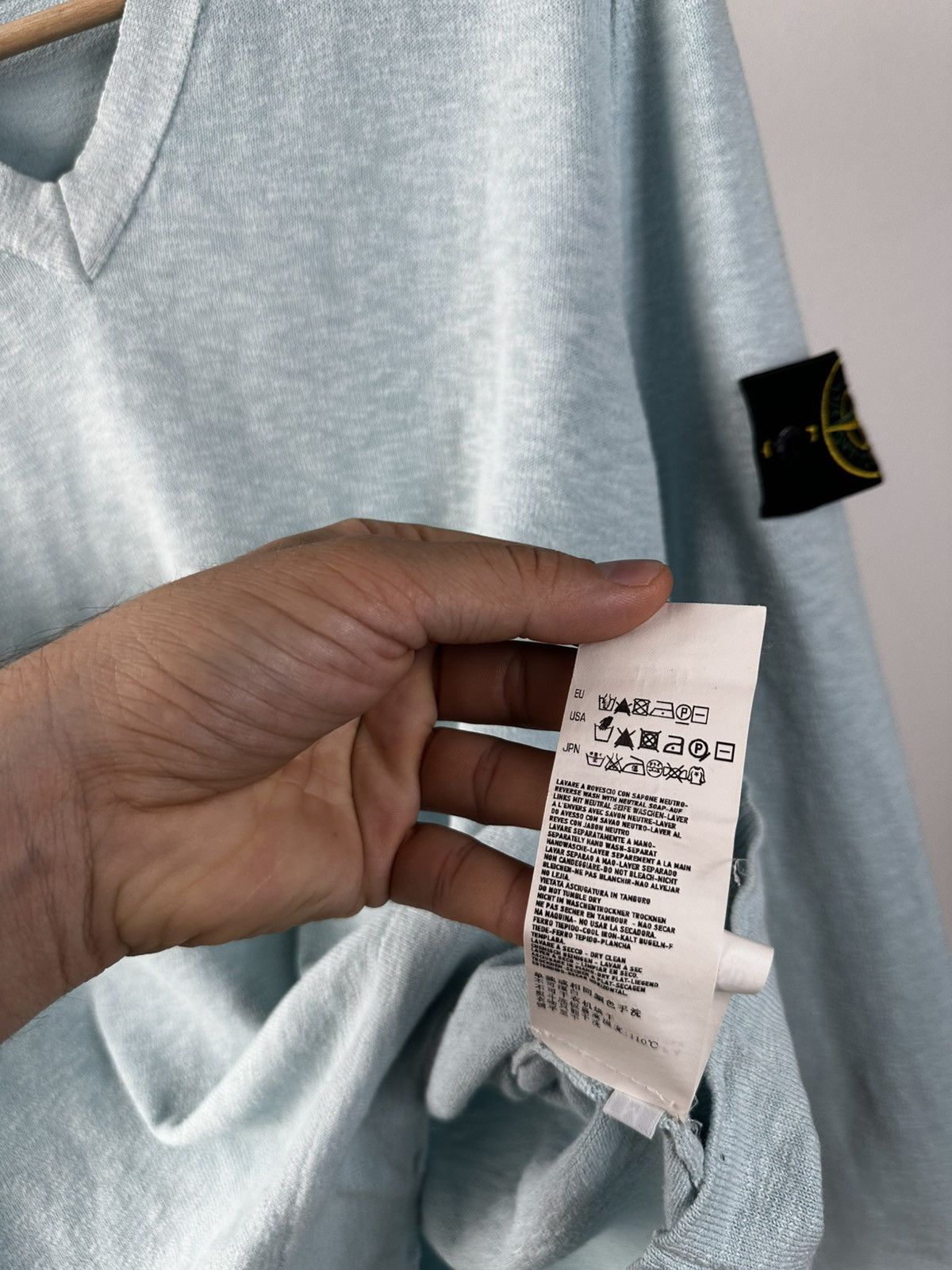 Stone Island Stone Island V-neck Knit Sweater Blue Patch Pullover Size US M / EU 48-50 / 2 - 9 Thumbnail