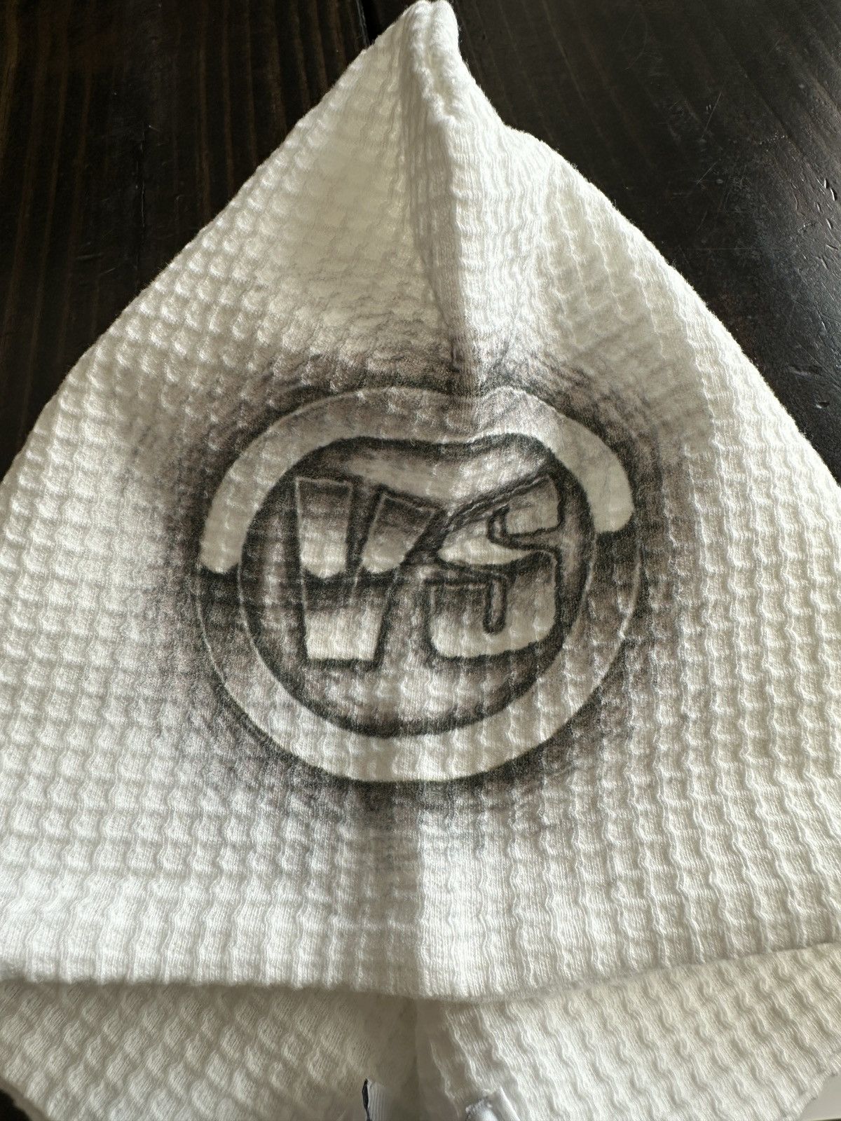 Vale Vale VS Emblem Waffle Beanie White Size ONE SIZE - 3 Thumbnail