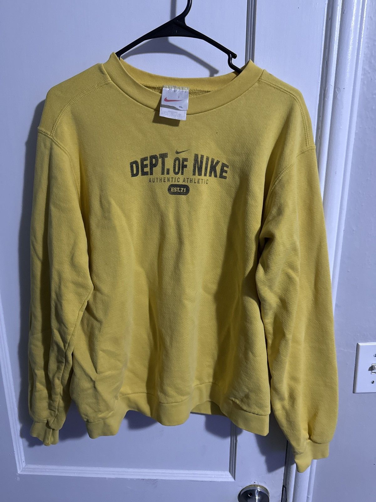 Nike × Vintage Dept. of Nike Vintage Yellow Crewneck Size US XL / EU 56 / 4 - 1 Thumbnail