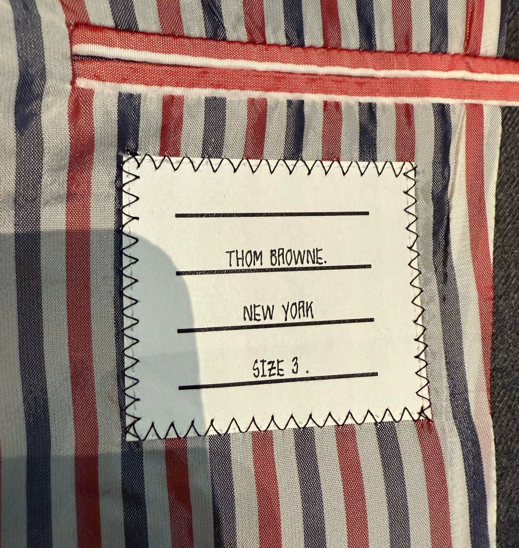 Thom Browne Thom Browne Rare Charcoal 3-Color Back Stripe Slim Suit Size US L / EU 52-54 / 3 - 5 Thumbnail