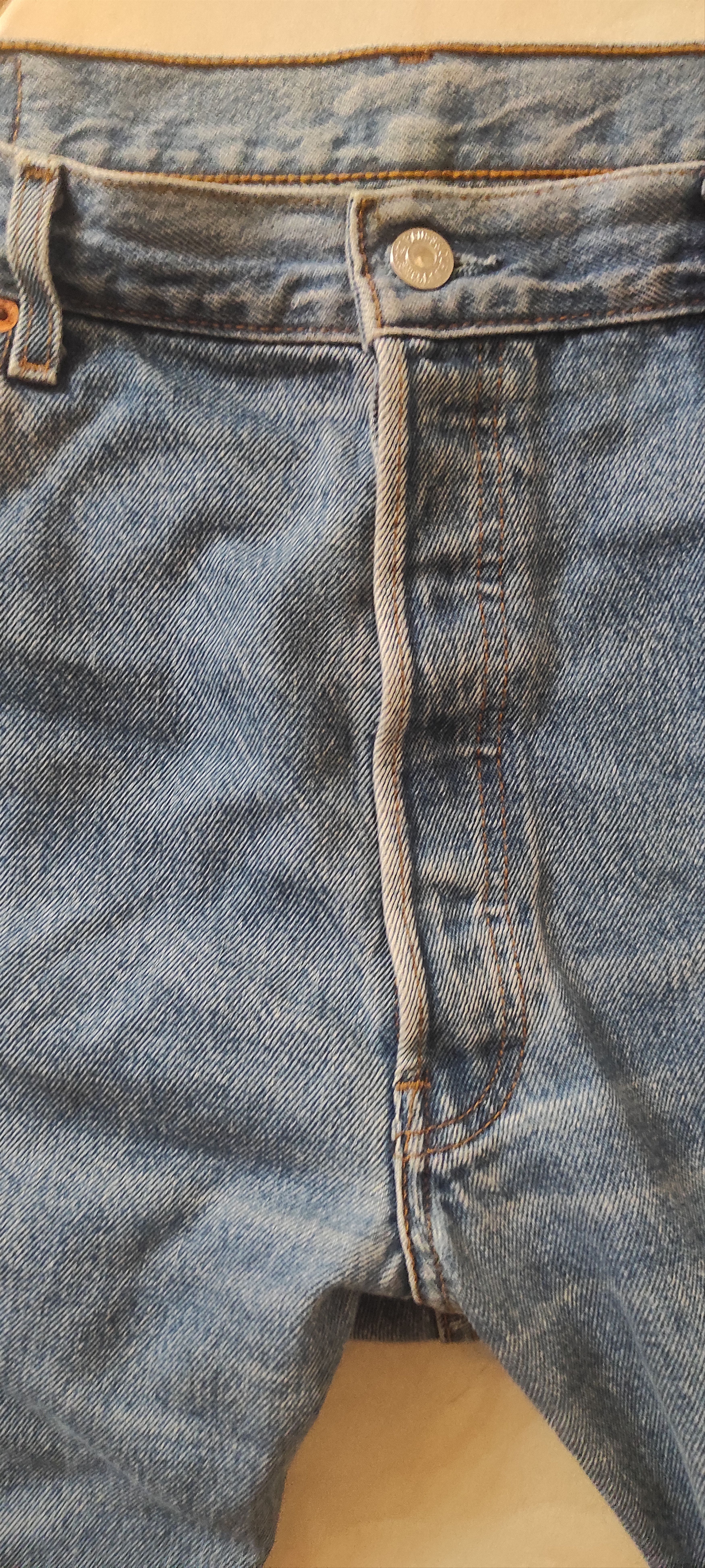 Levi's Levi's Men's 501 Casual Denim Shorts Size 34 Button Closure Size US 34 / EU 50 - 4 Thumbnail