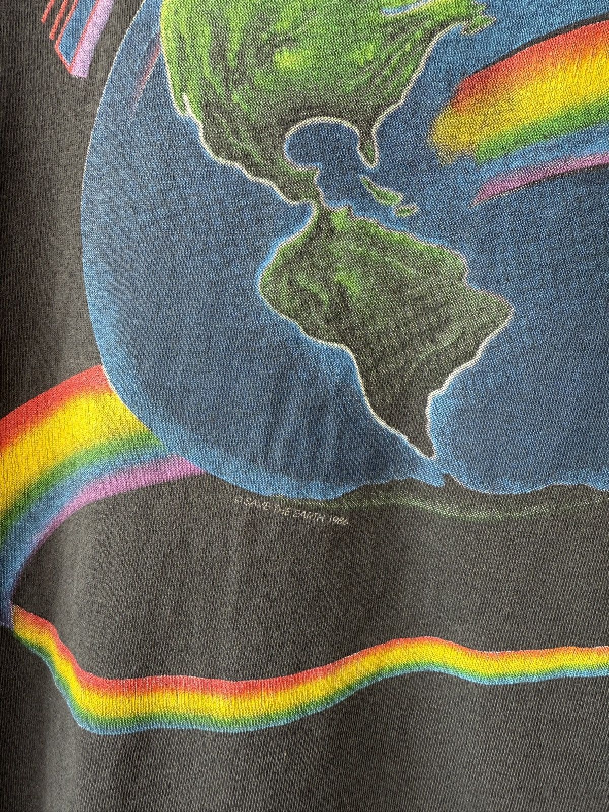 Other Vintage Save The Earth 1986 Made in USA Faded Tee Size US XL / EU 56 / 4 - 5 Thumbnail